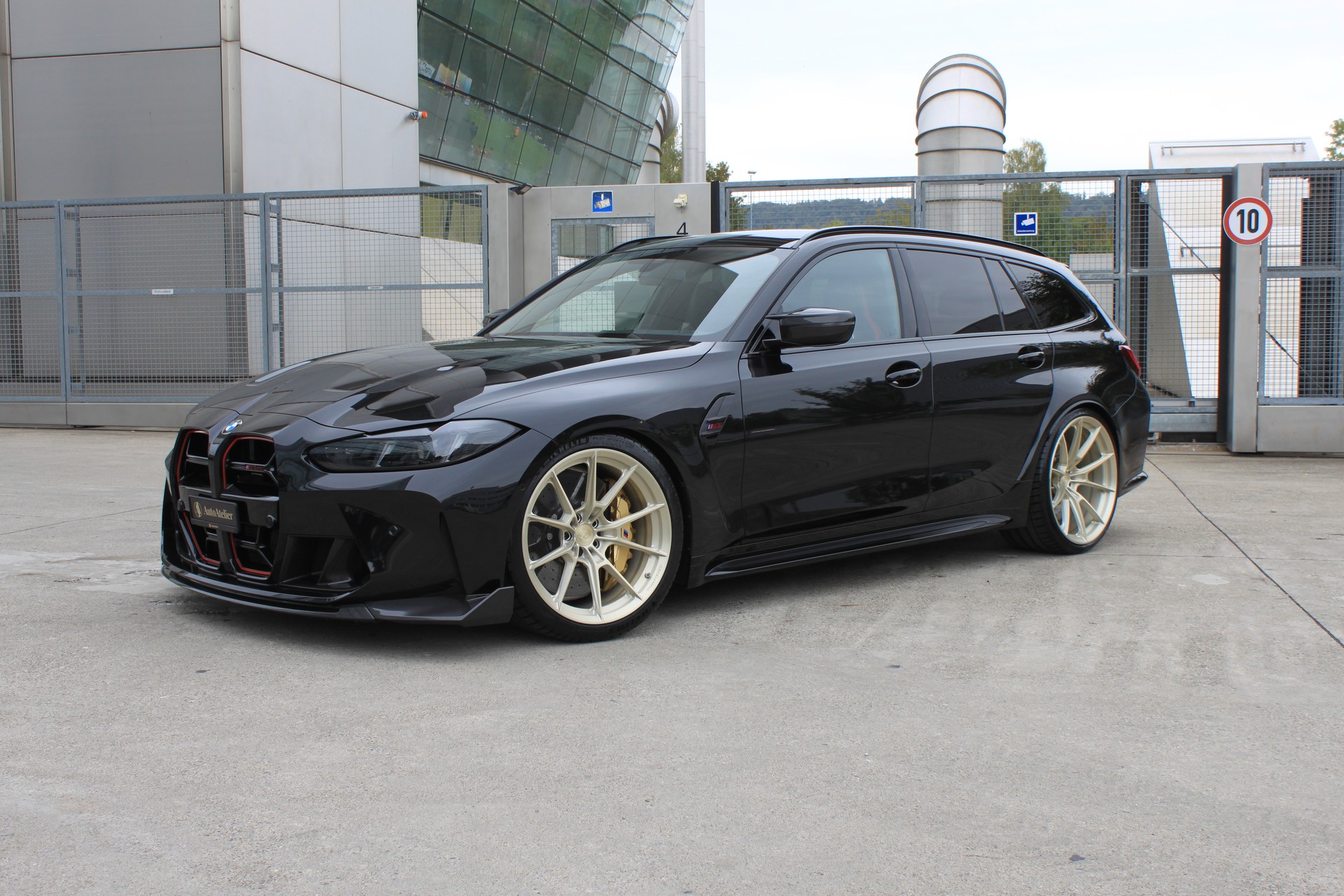BMW M3 CS Touring xDrive-image-9
