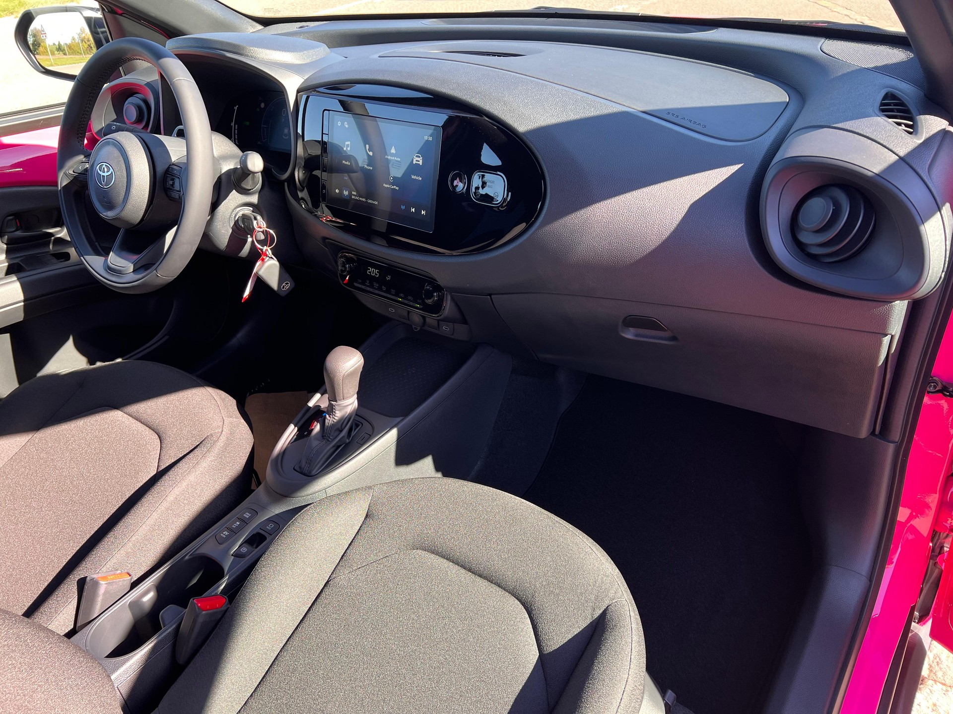 TOYOTA Aygo X 1.5 VVT-i HSD Comfort-image-13