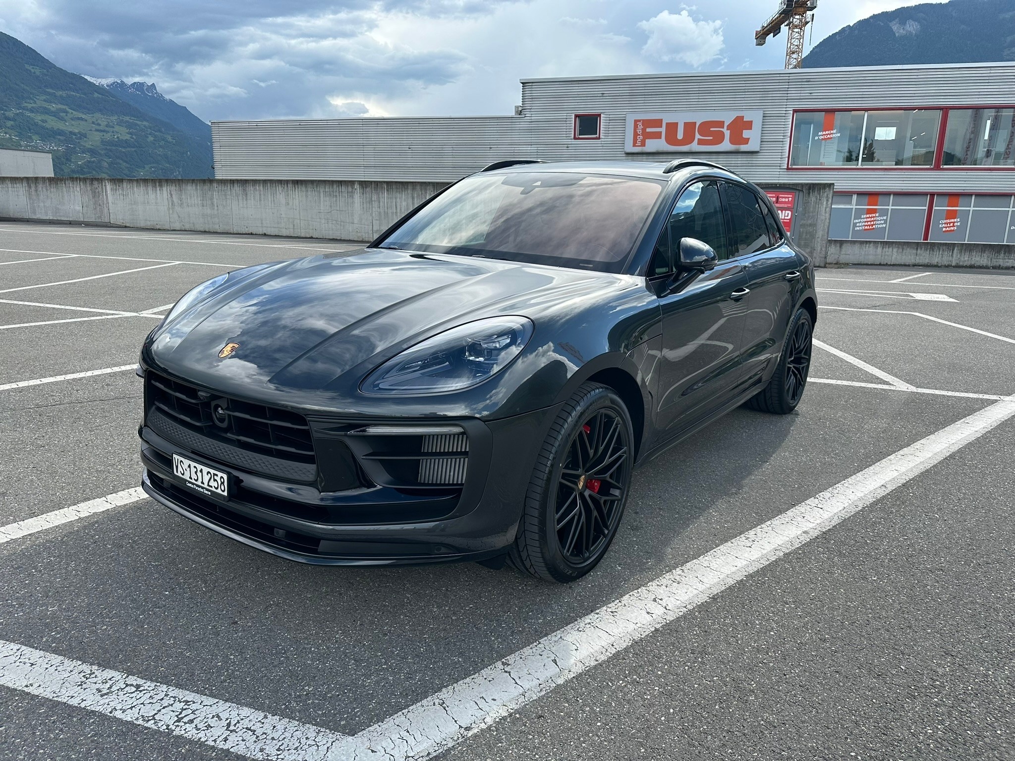 Car photo