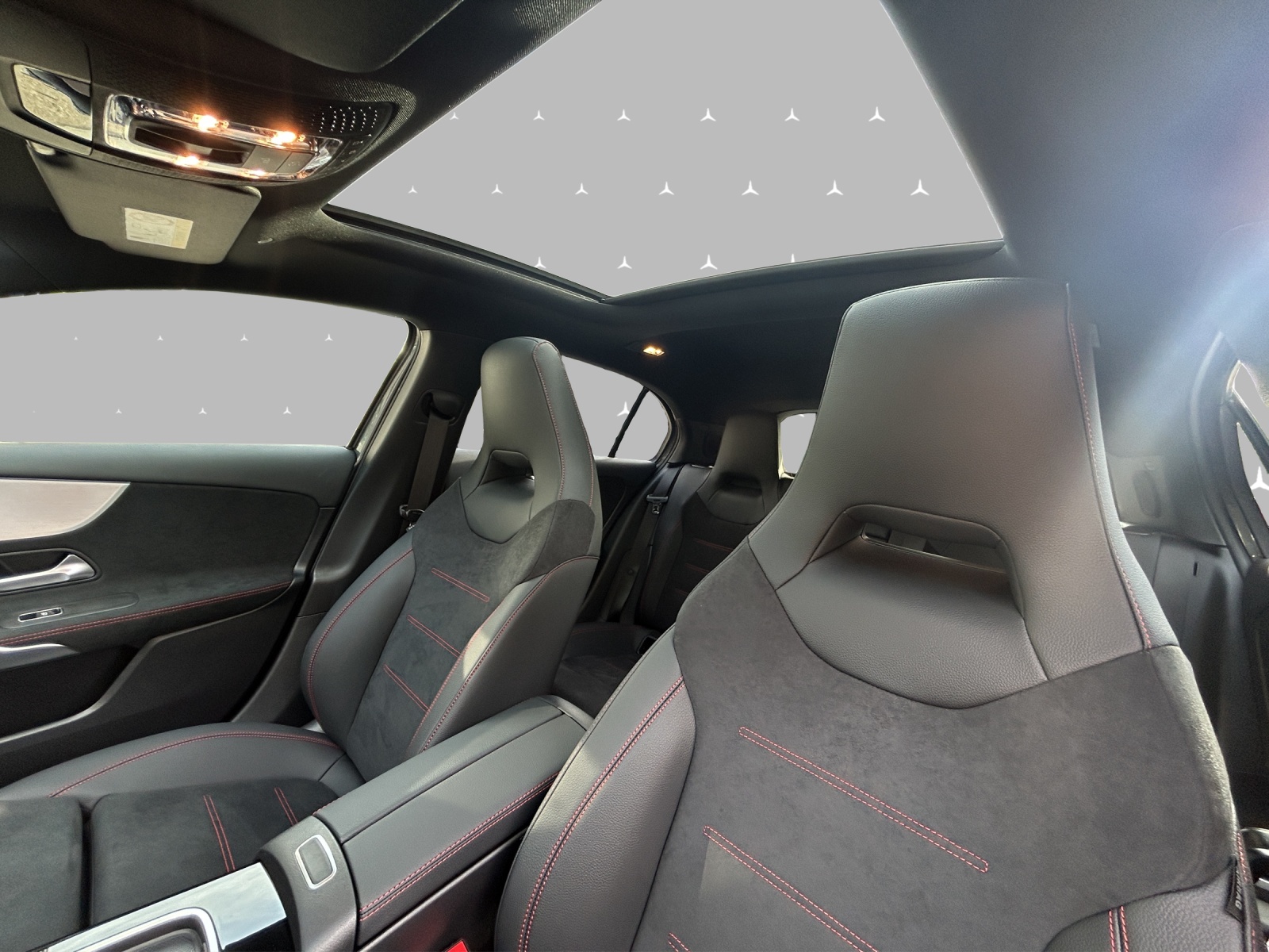 MERCEDES-BENZ A 200 Night Star 7G-DCT-image-9