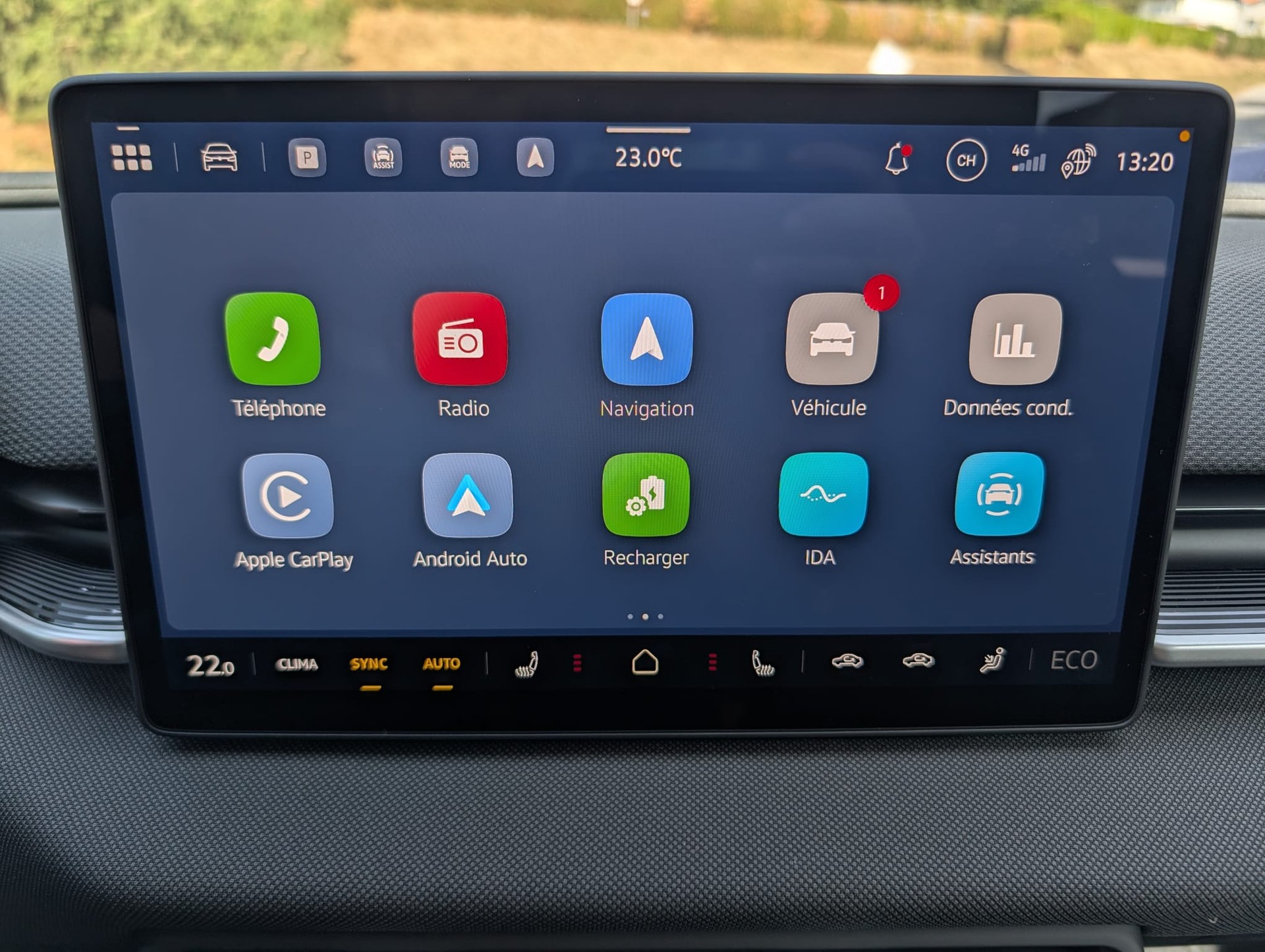 VW ID.Polo 52 kWh Life Edition One-image-11
