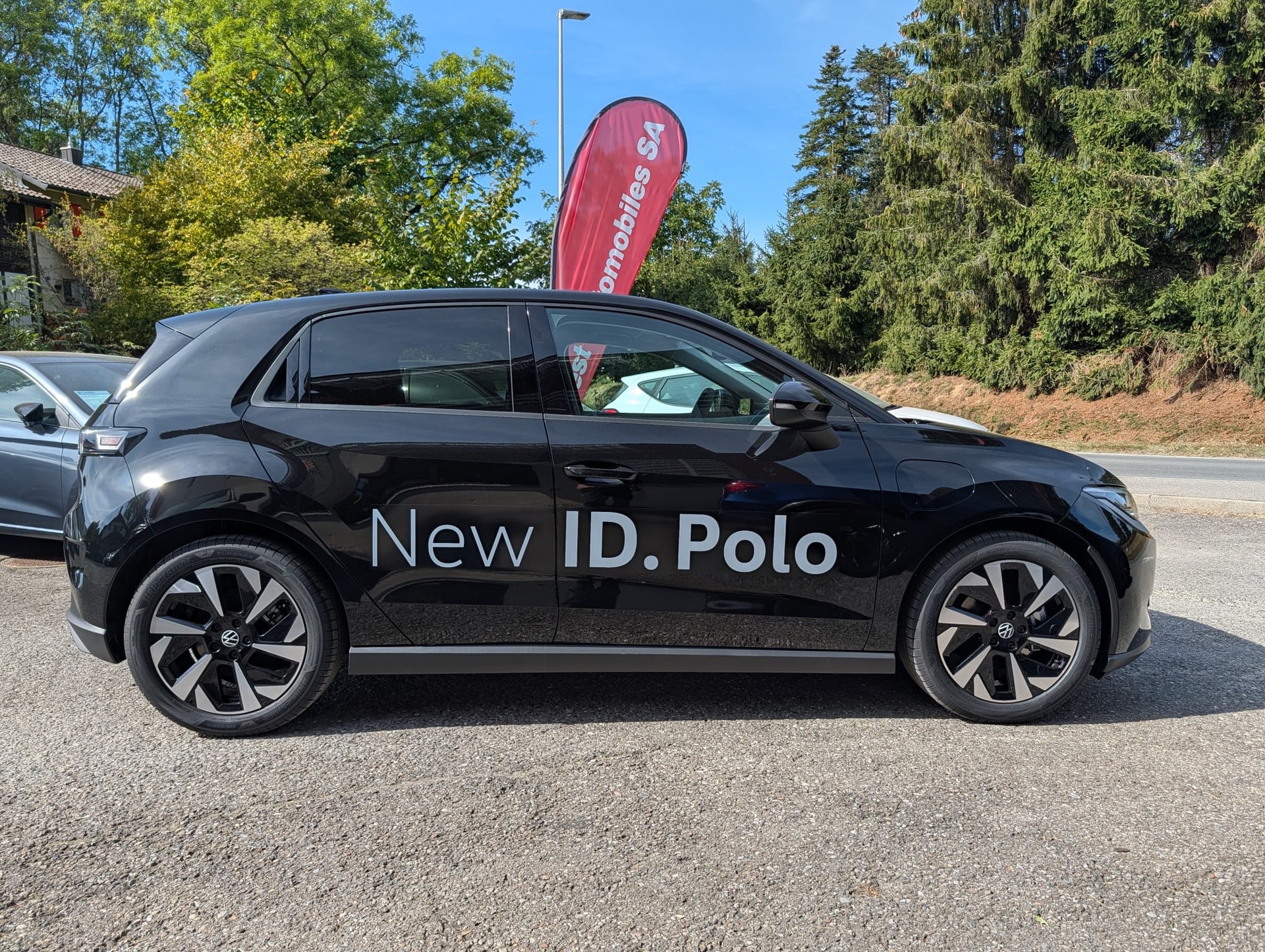 VW ID.Polo 52 kWh Life Edition One-image-2