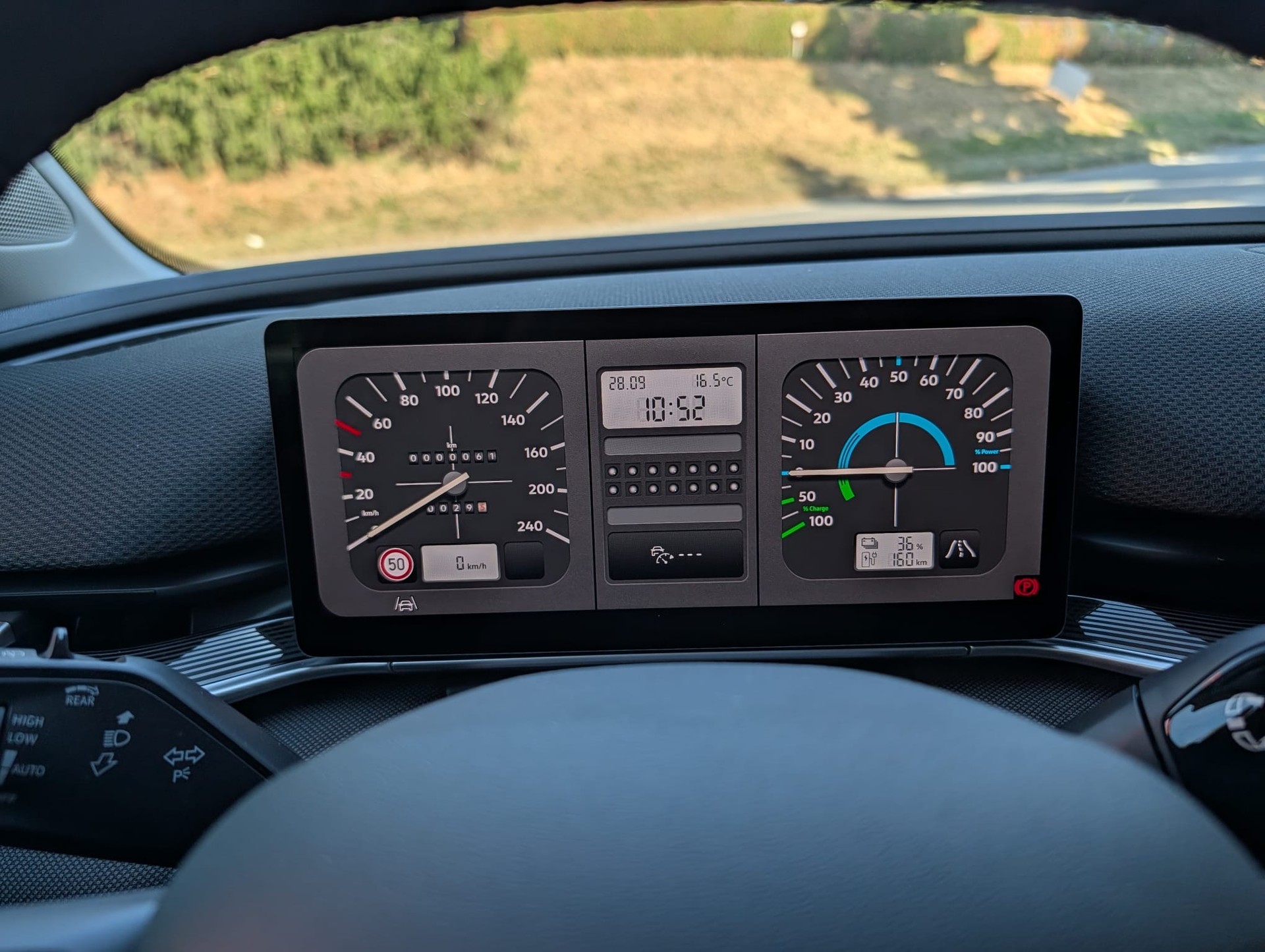 VW ID.Polo 52 kWh Life Edition One-image-10