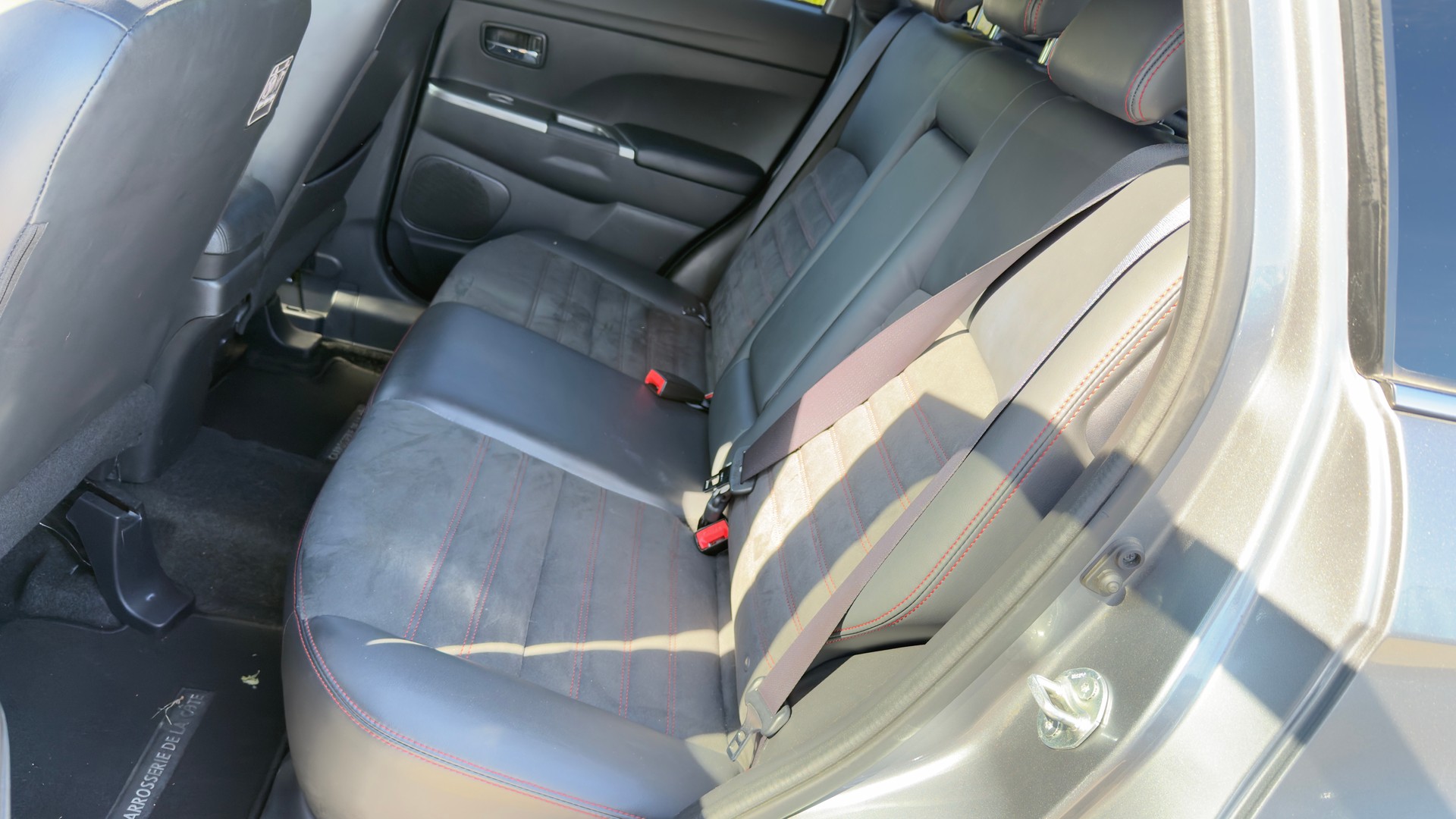 MITSUBISHI ASX 2.0 MIVEC Style 4WD Automat-image-11