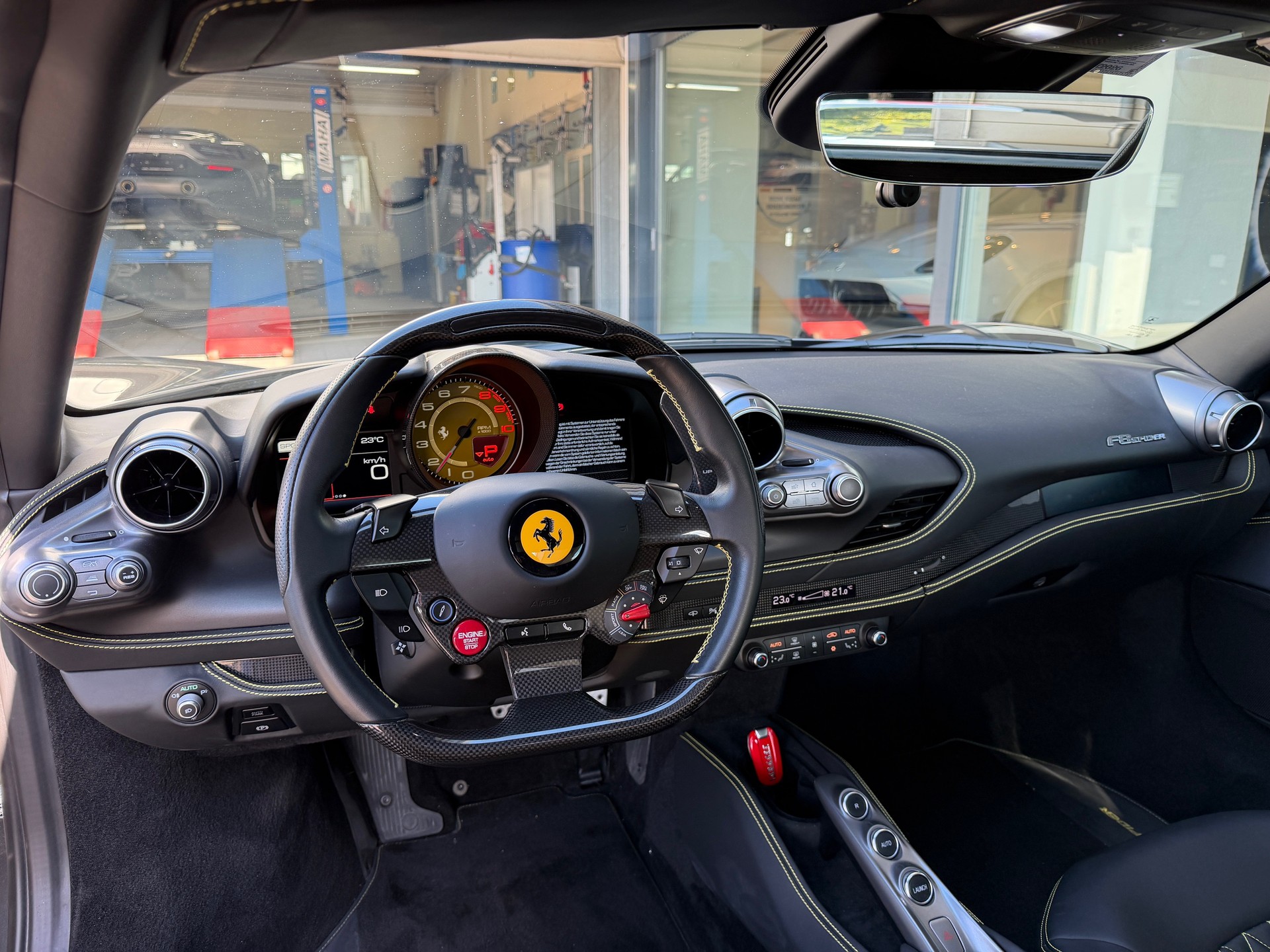 FERRARI F8 Spider-image-6