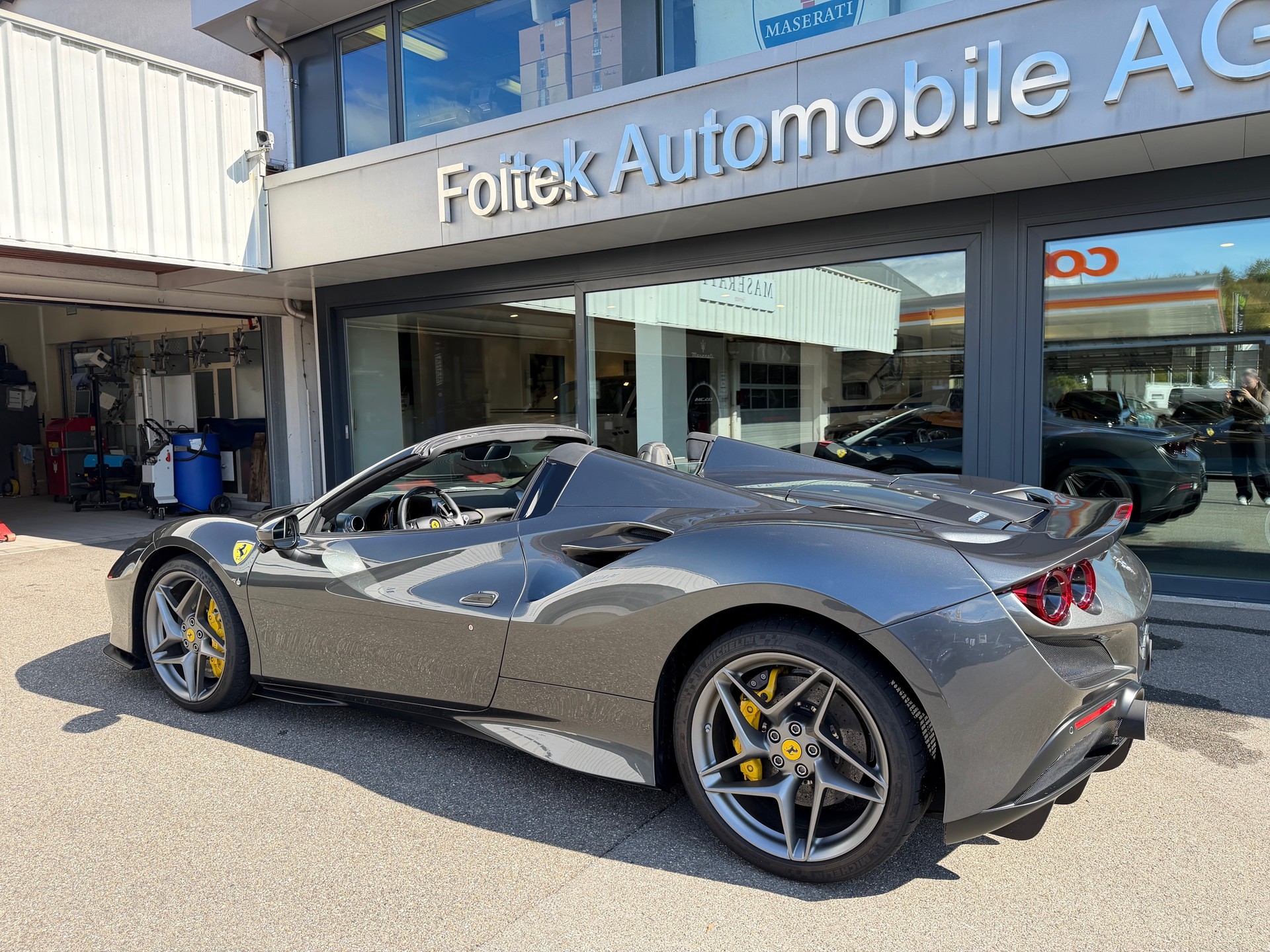 FERRARI F8 Spider-image-11