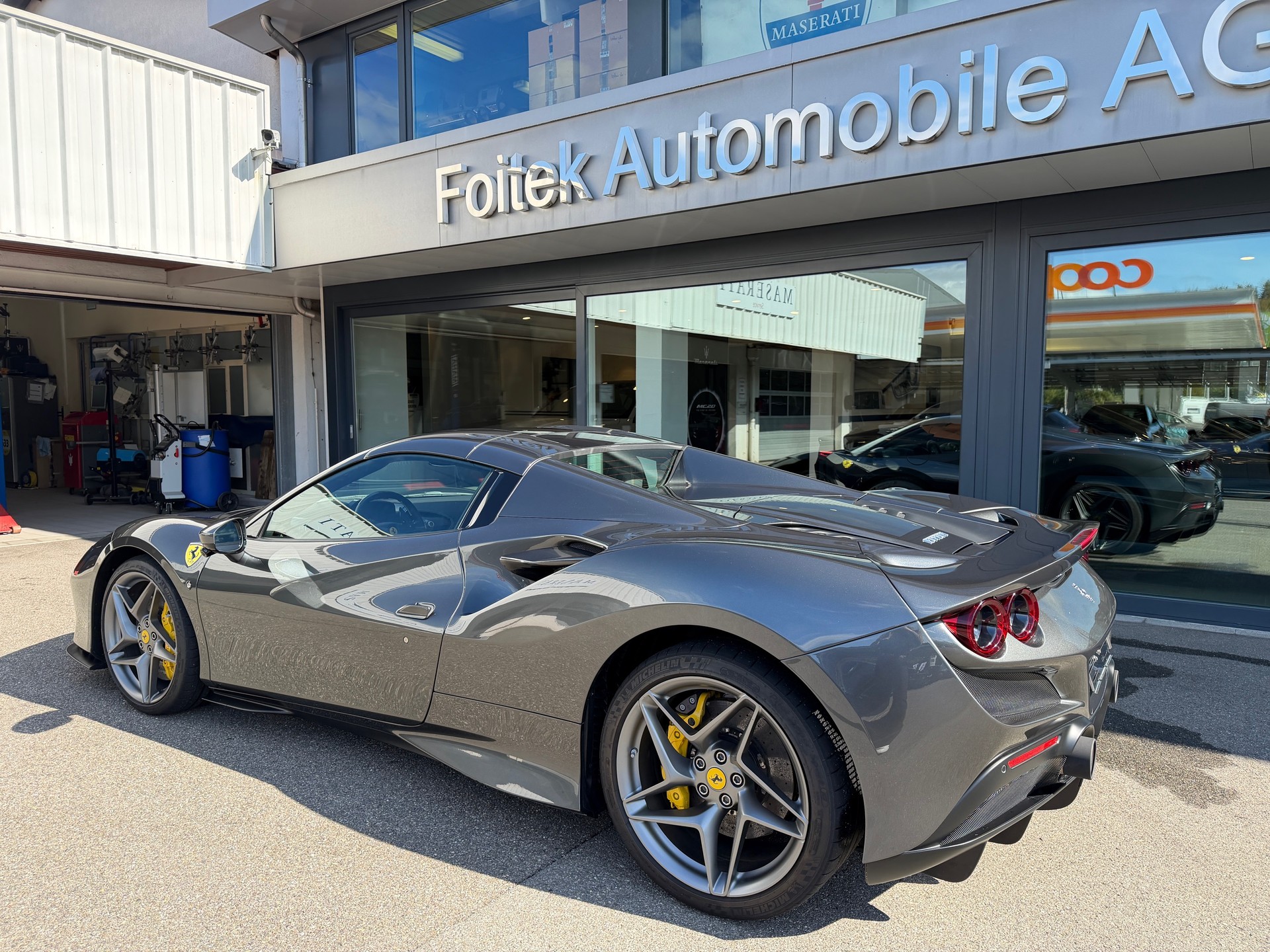 FERRARI F8 Spider-image-17