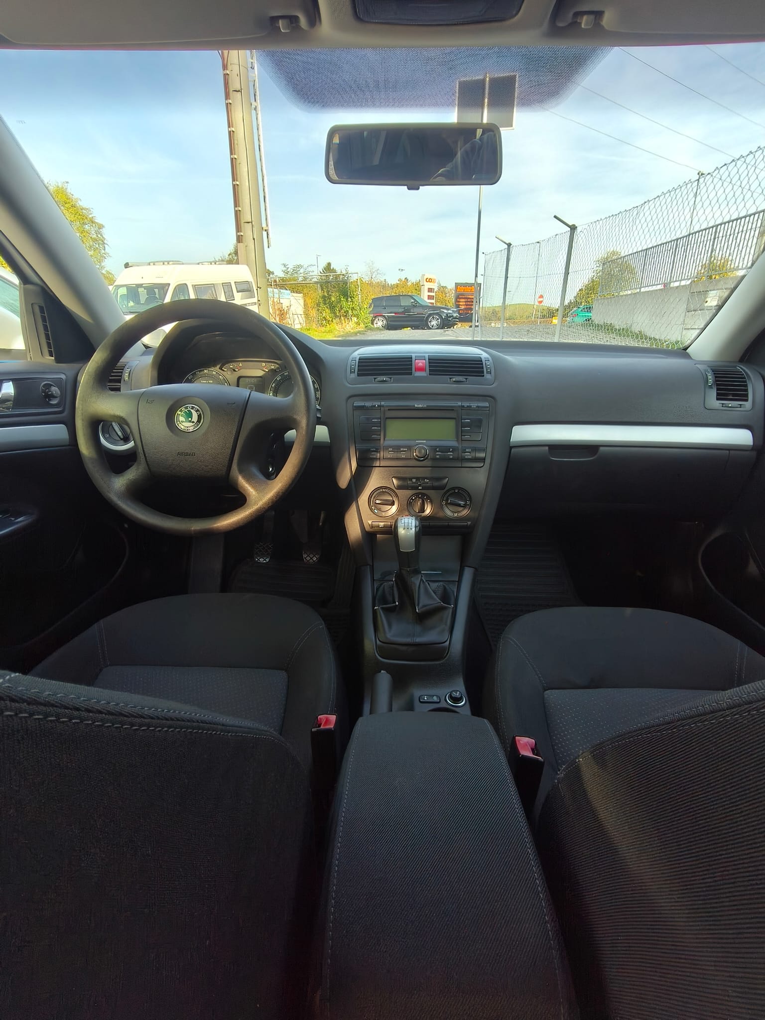SKODA Octavia 1.9 TDI Adventure 4x4-image-6