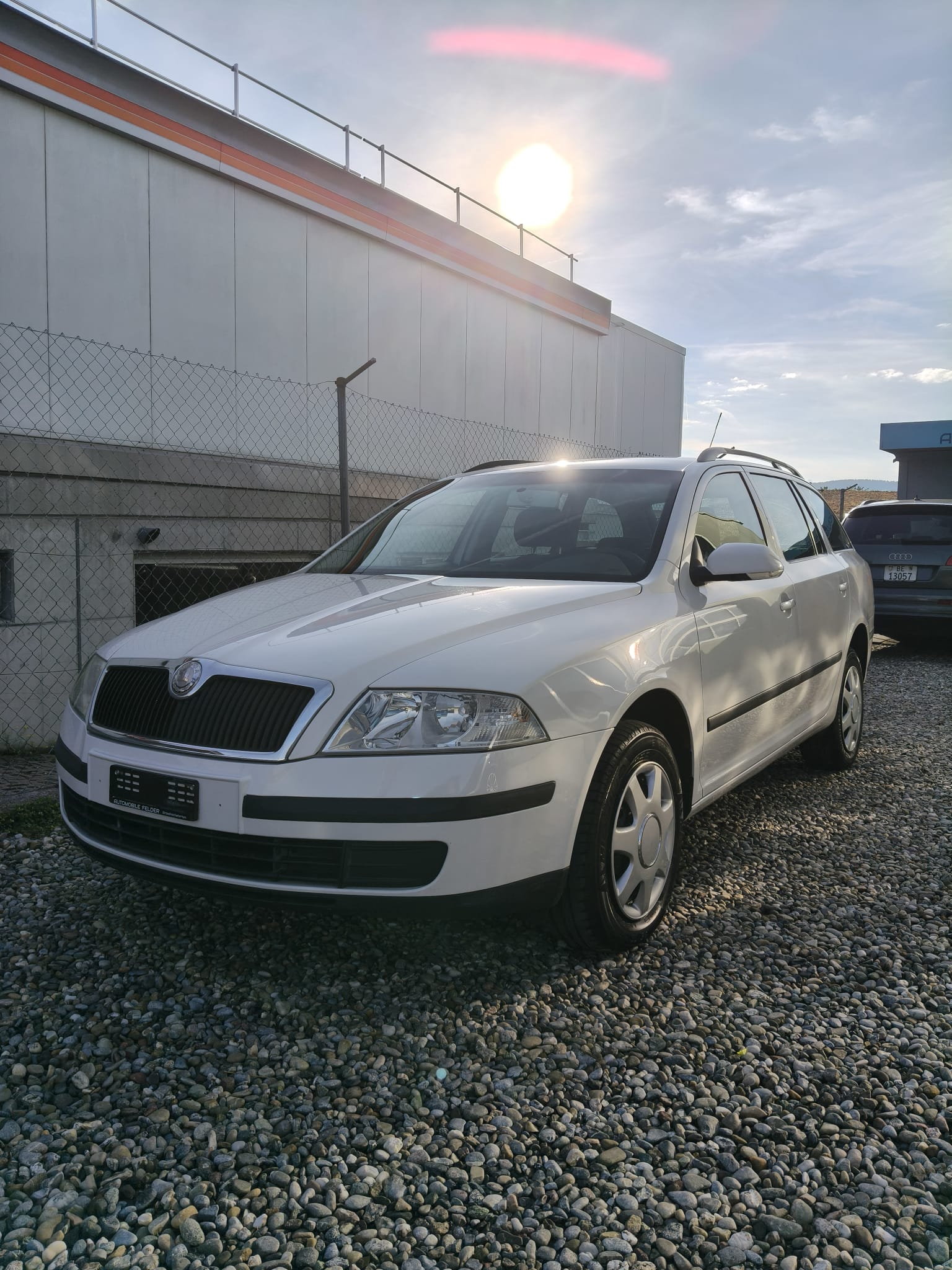 SKODA Octavia 1.9 TDI Adventure 4x4-image-2
