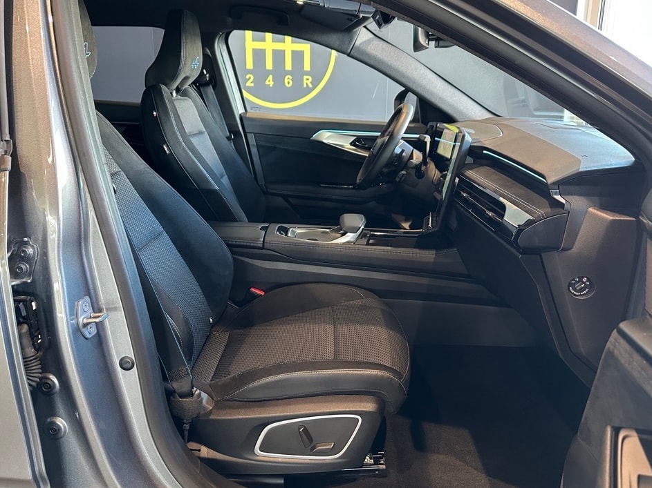 RENAULT Espace 1.2 E-Tech 200 Esprit Alpine 5-Sitze-image-21