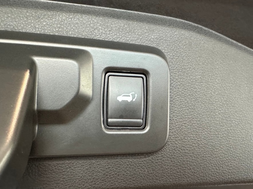 RENAULT Espace 1.2 E-Tech 200 Esprit Alpine 5-Sitze-image-8