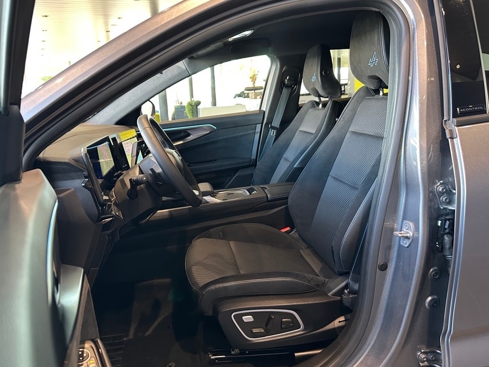 RENAULT Espace 1.2 E-Tech 200 Esprit Alpine 5-Sitze-image-12