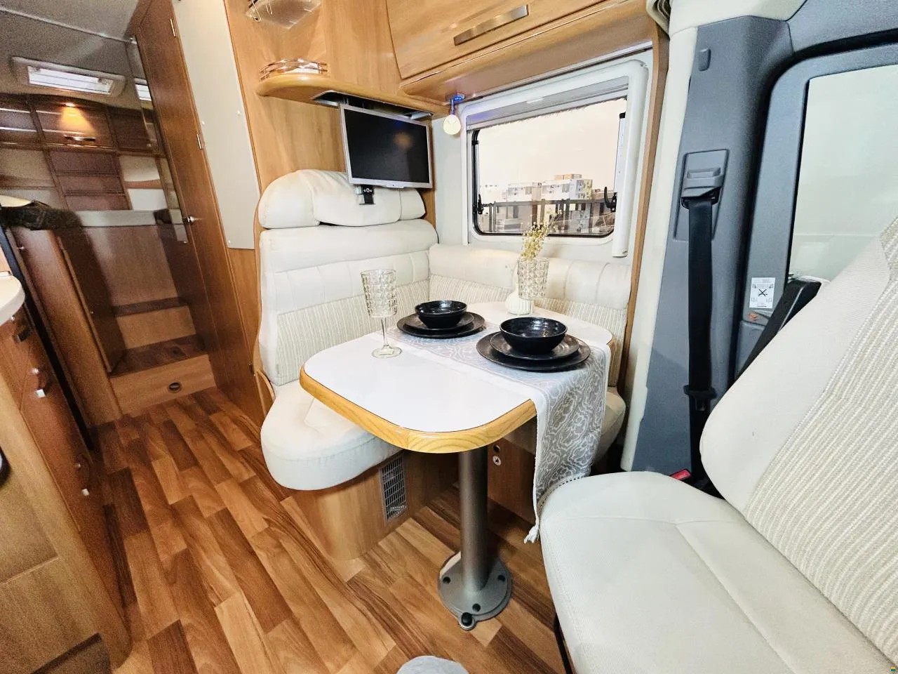 HYMER MLT 580-image-8