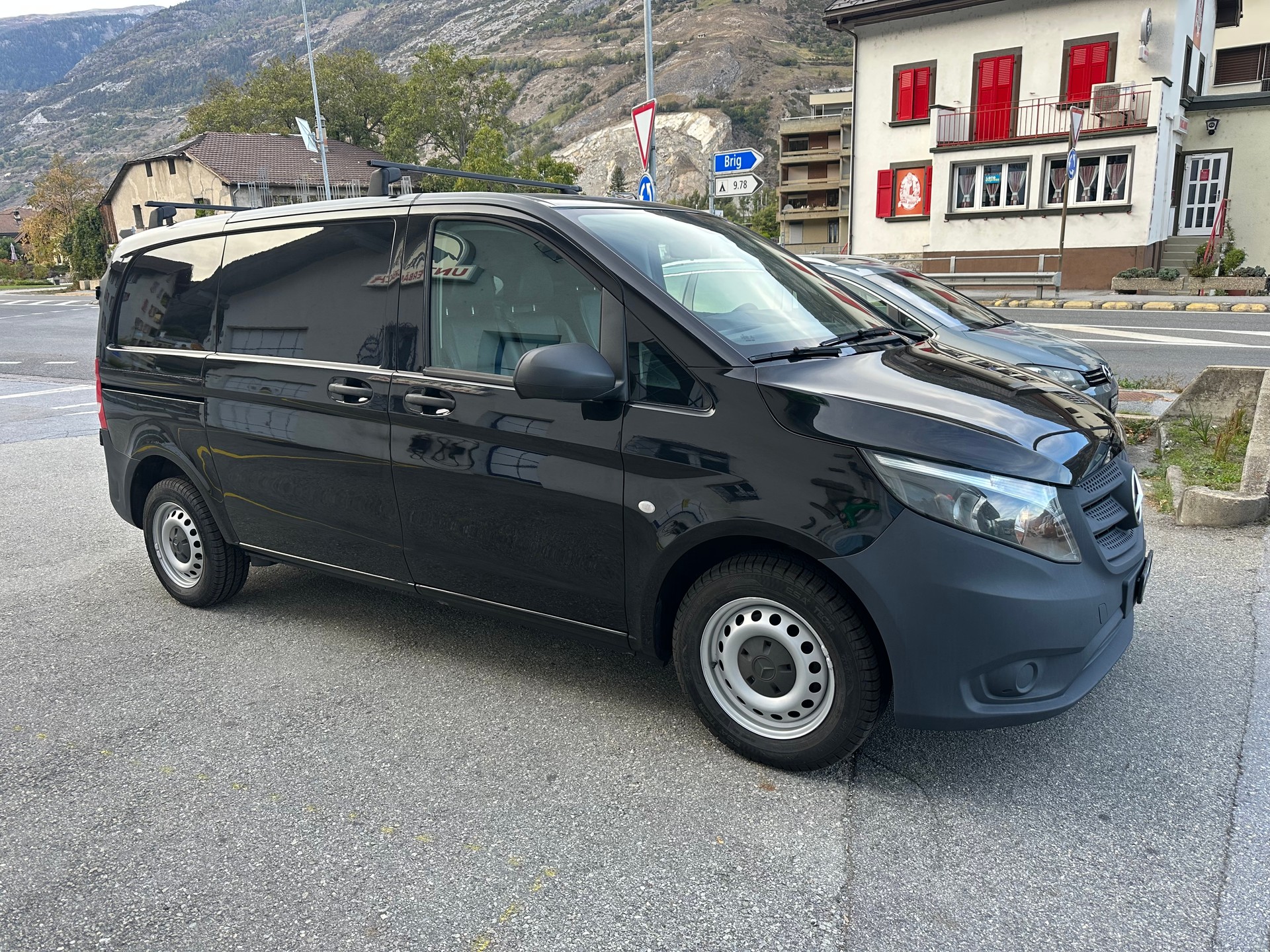 MERCEDES-BENZ Vito 111 CDI L Euro 5-image-1