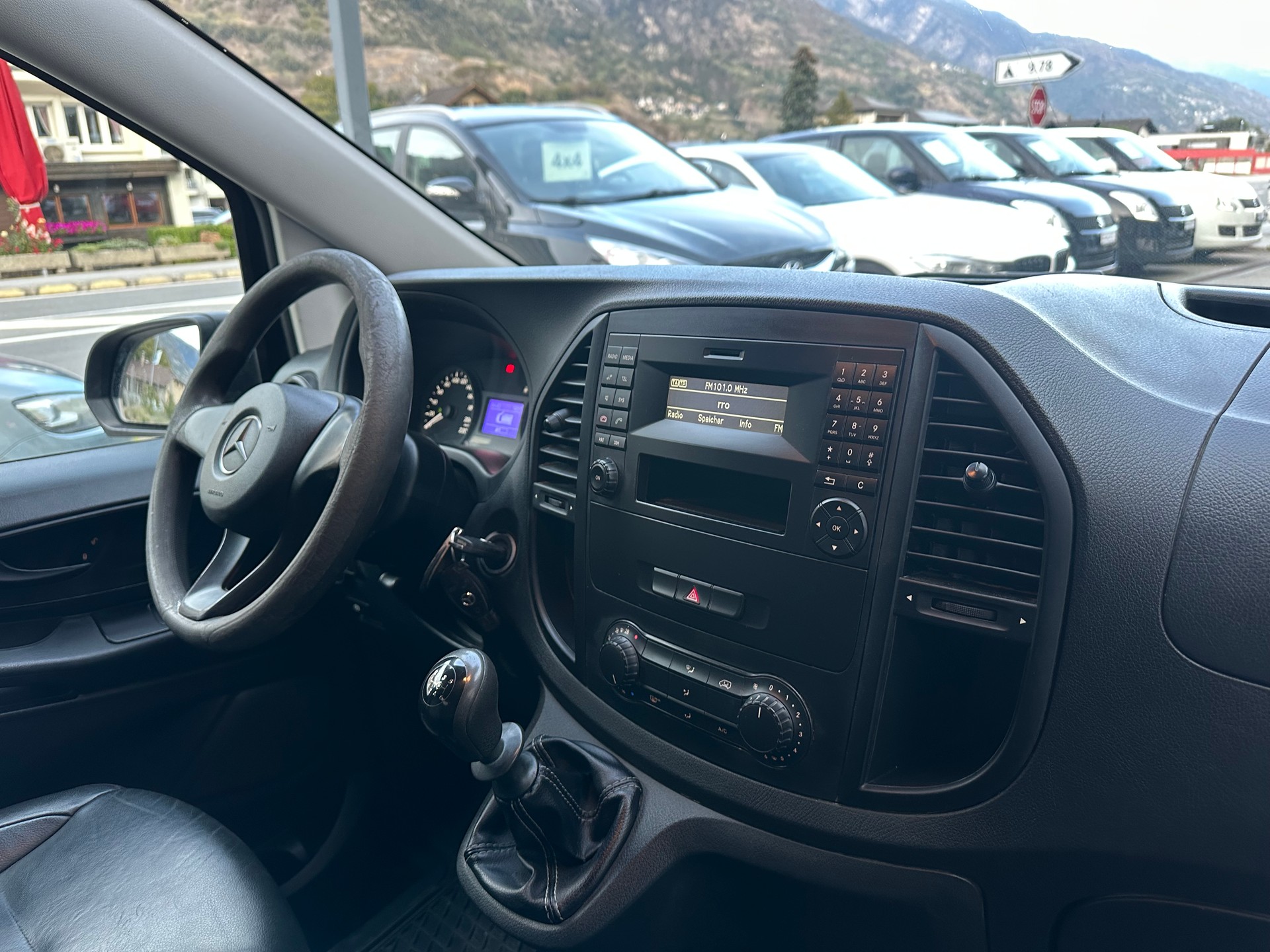MERCEDES-BENZ Vito 111 CDI L Euro 5-image-14