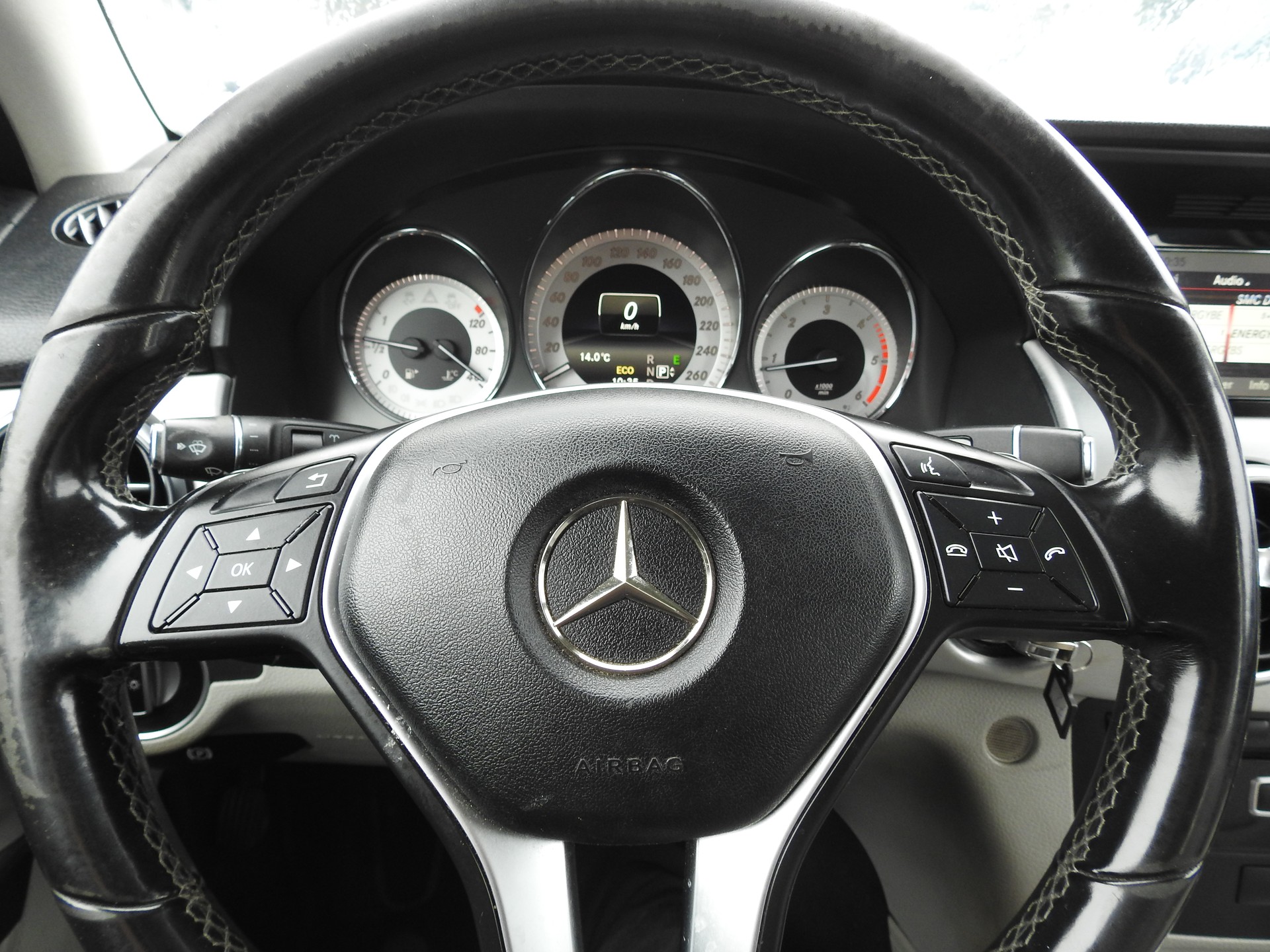 MERCEDES-BENZ GLK 220 BlueTEC 4Matic 7G-Tronic-image-28