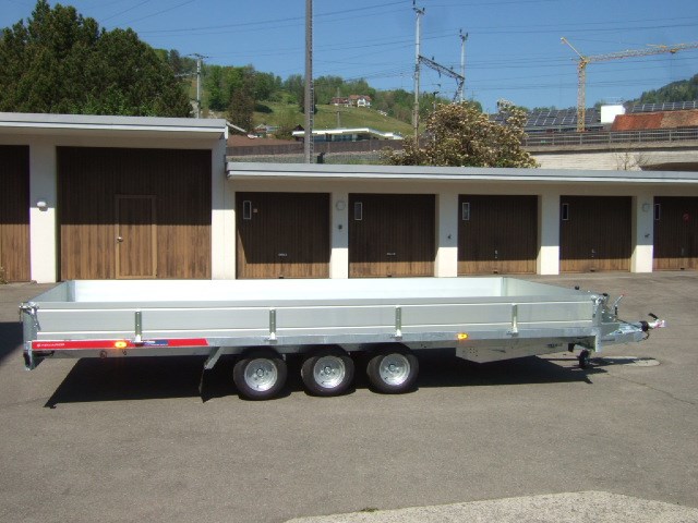 TEMARED Carplatform 5121 3'500kg mit Holzboden und Bordwände-image-2