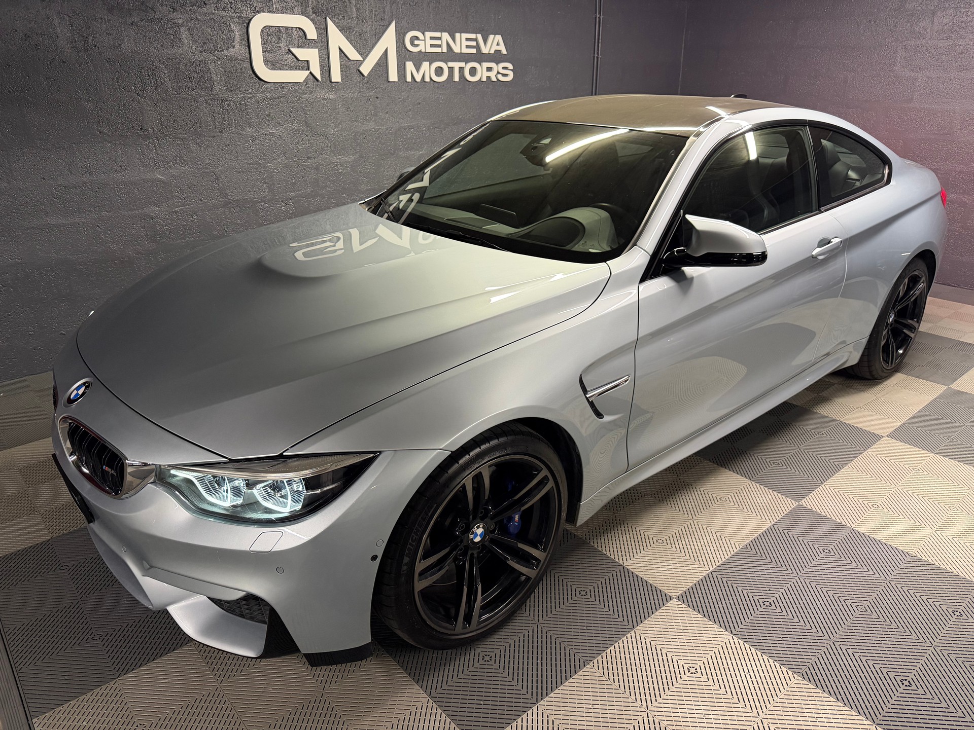 BMW M4 Coupé DKG-image-0