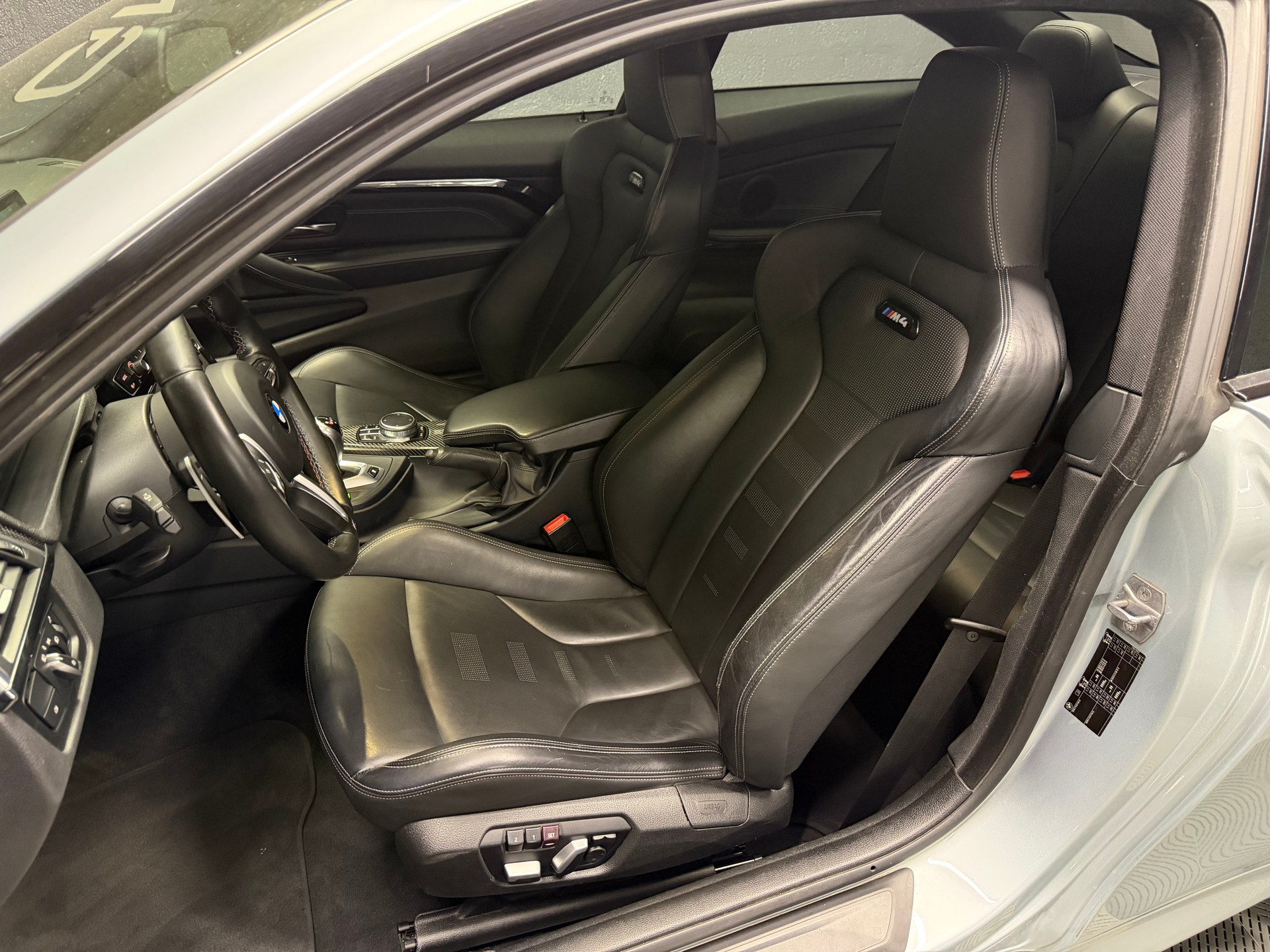 BMW M4 Coupé DKG-image-7