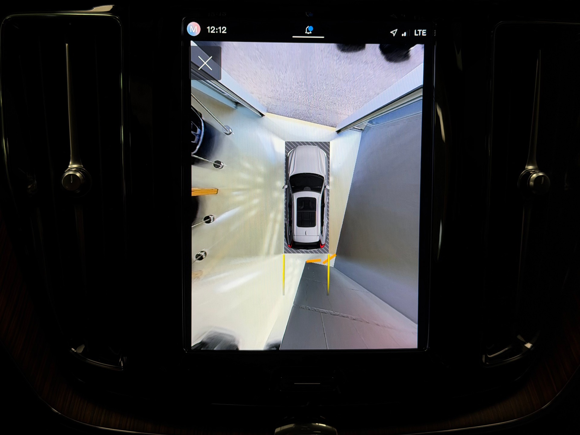 VOLVO XC60 B5 Benzin Mild Hybrid AWD Ultimate Dark Geartronic-image-31