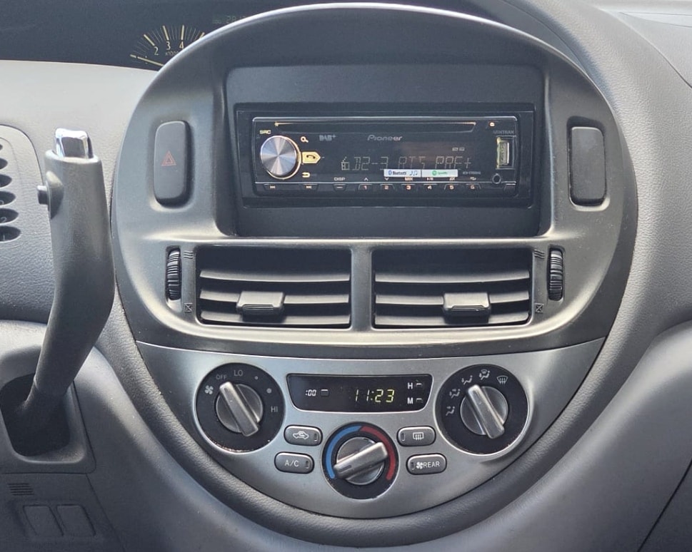 TOYOTA Previa 2.4 Linea Luna-image-6