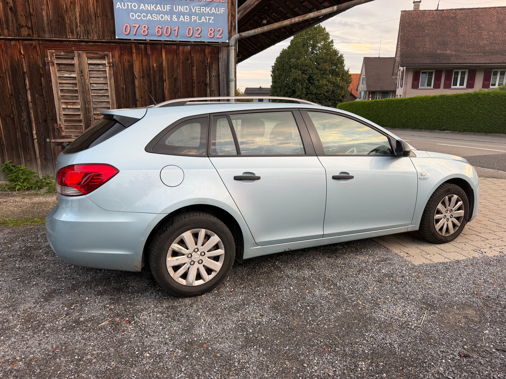 CHEVROLET Cruze Station Wagon 1.6 LT-image-6