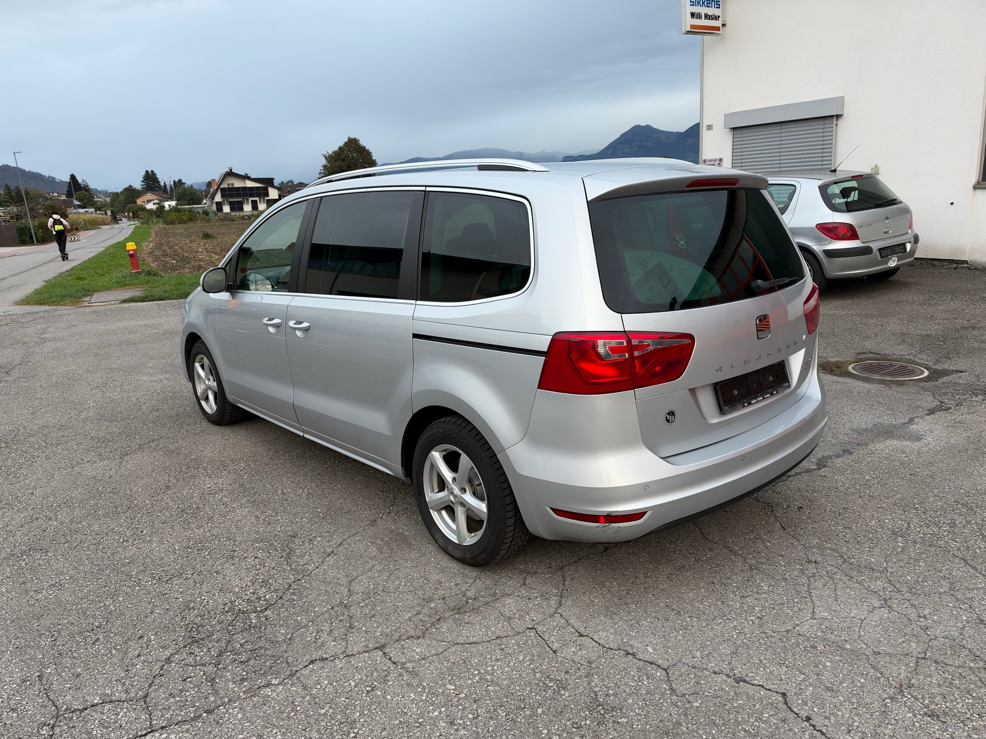 SEAT Alhambra 2.0 TDI Style 4x4-image-31