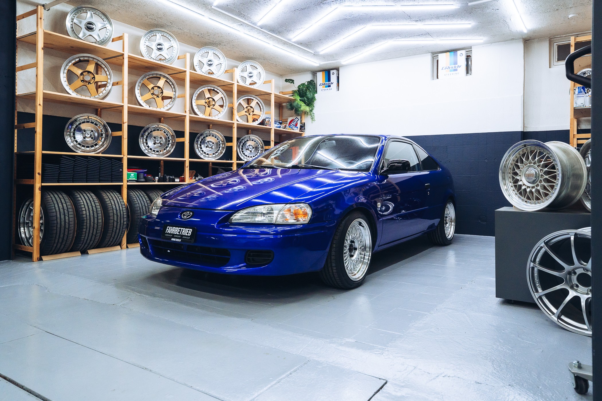 Car photo