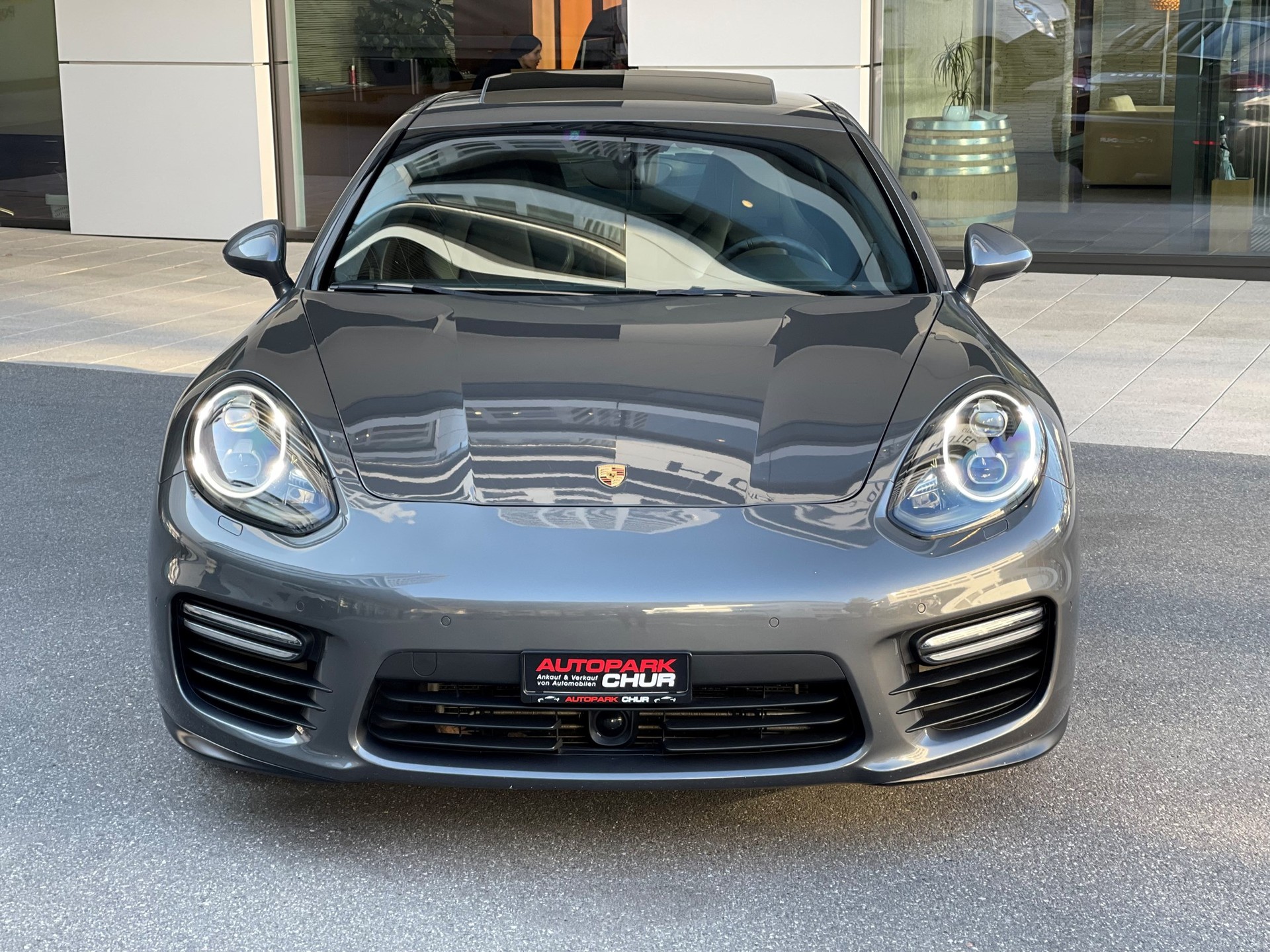 PORSCHE Panamera GTS 4.8 PDK-image-6