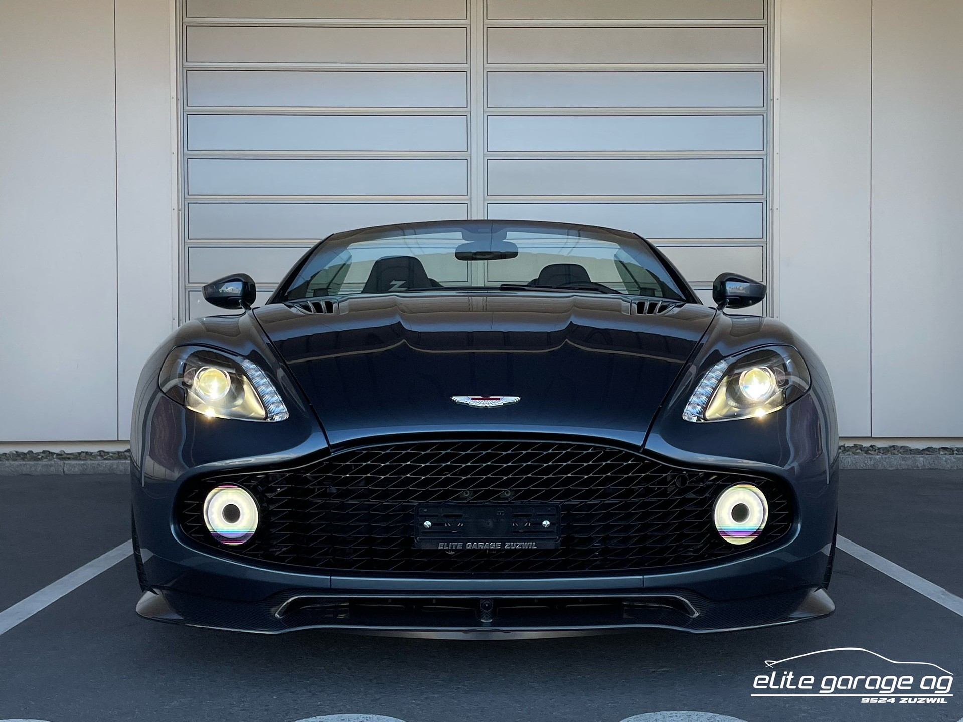 ASTON MARTIN Vanquish ZAGATO Volante V12 1 of 99-image-7