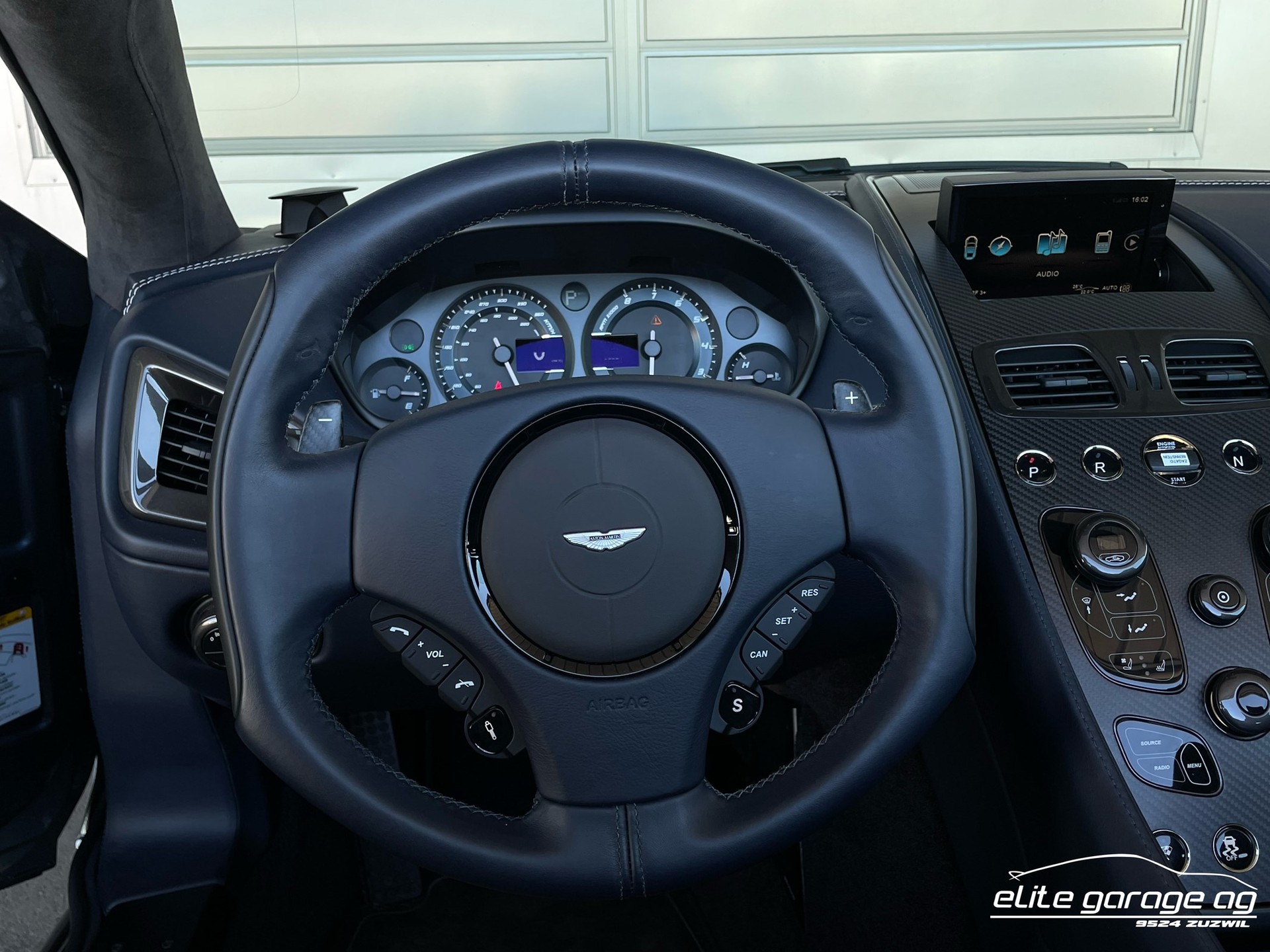 ASTON MARTIN Vanquish ZAGATO Volante V12 1 of 99-image-12