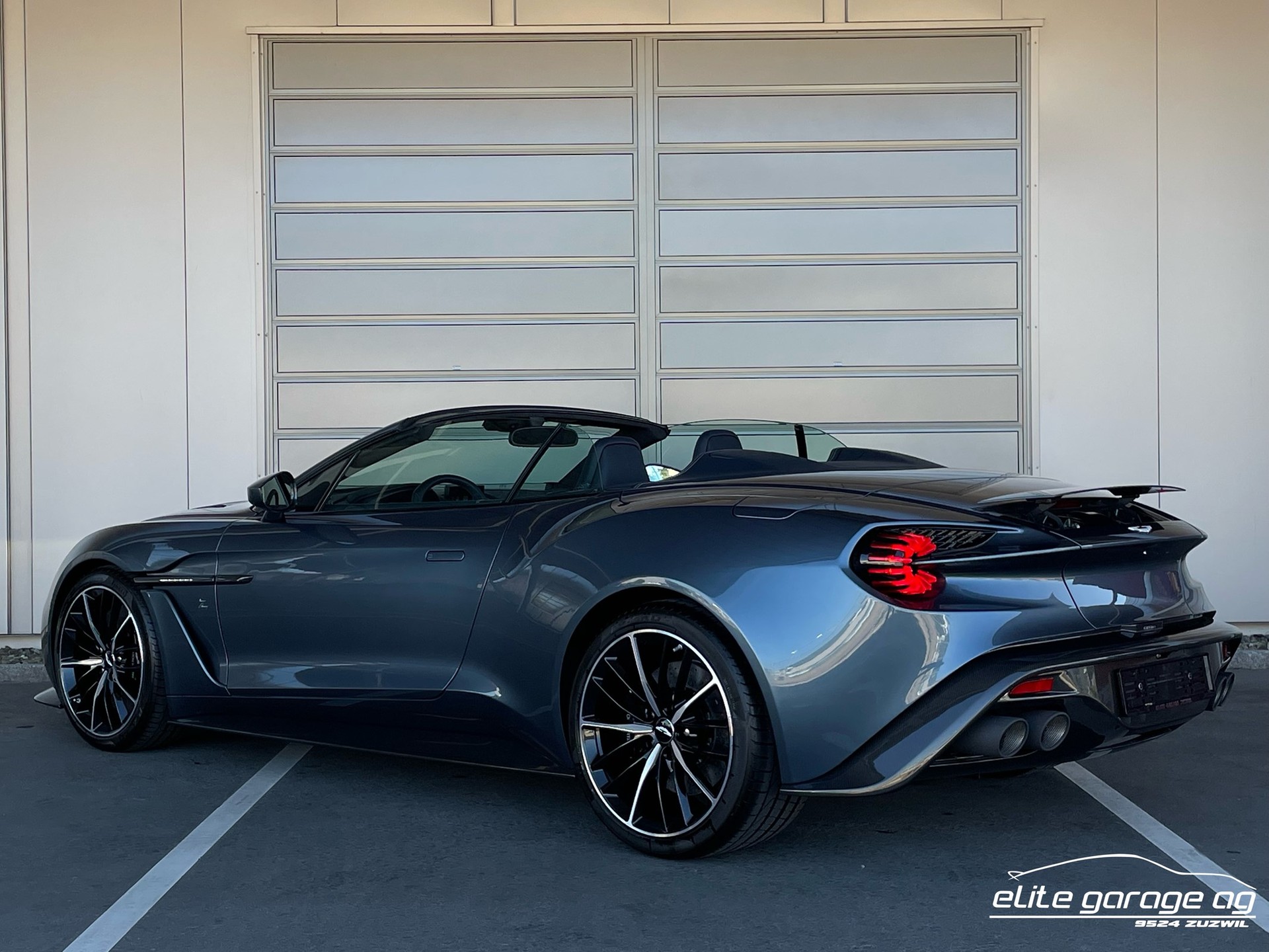 ASTON MARTIN Vanquish ZAGATO Volante V12 1 of 99-image-2