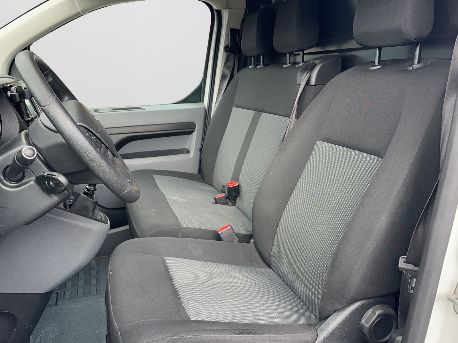 CITROEN Jumpy 2.0 BlueHDi 120 M Komfort-image-10