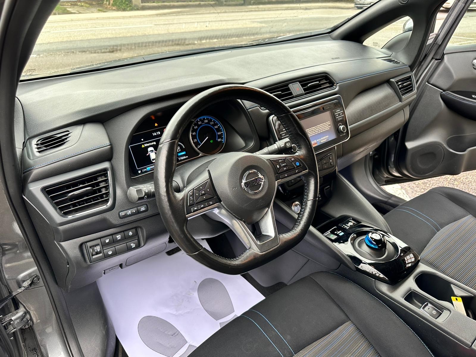 NISSAN Leaf N-Connecta (incl. battery)-image-8