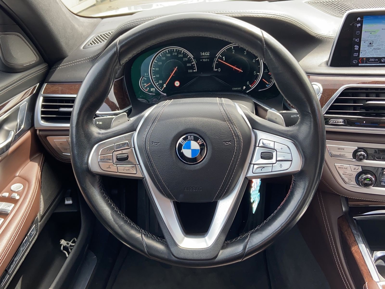 BMW 730d xDrive Steptronic-image-17