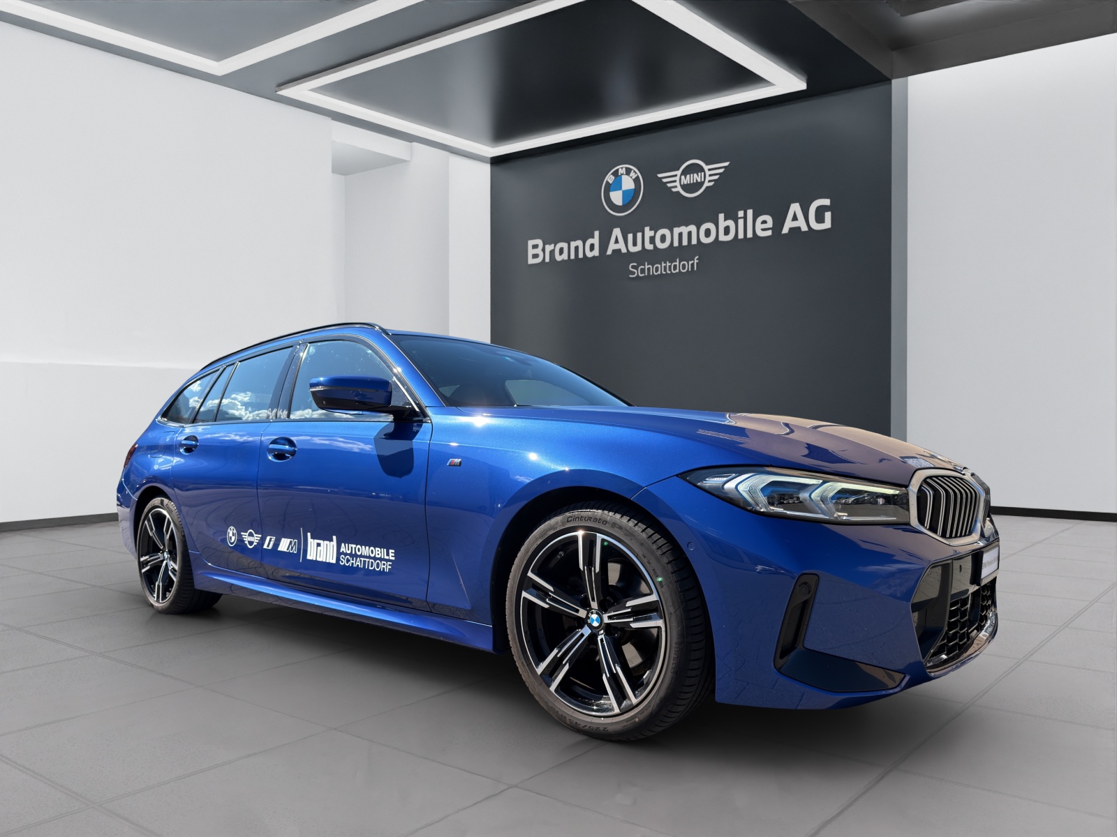 BMW 320d xDrive SAG Touring-image-6