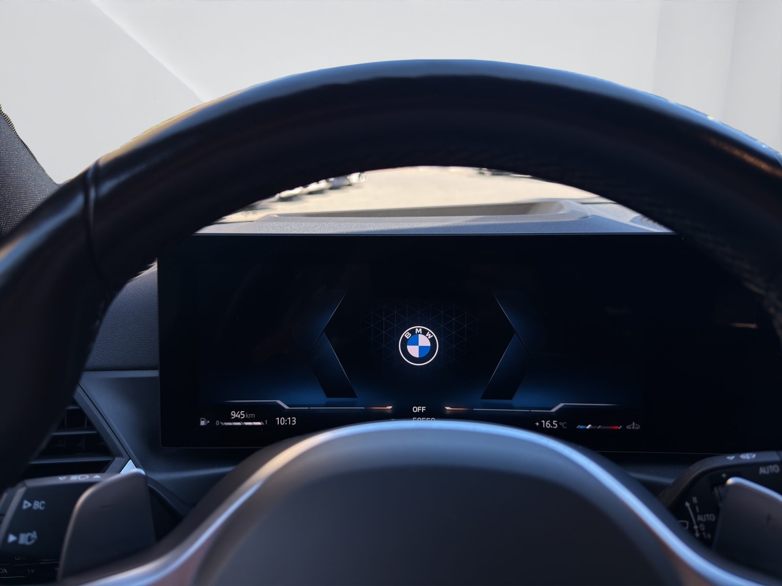 BMW 320d xDrive SAG Touring-image-18