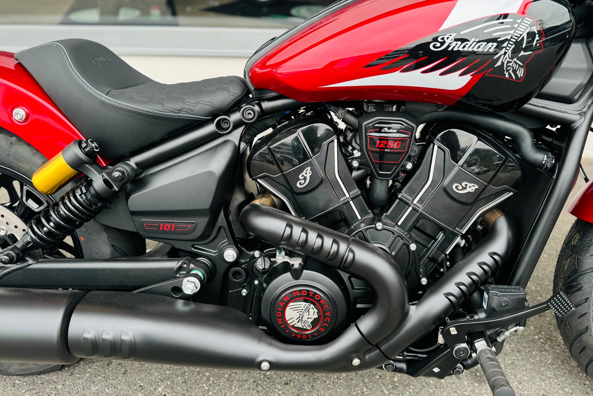INDIAN Scout 101-showroom-element-3