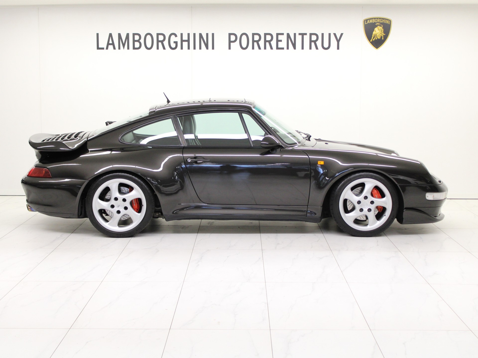 PORSCHE 911 Turbo-image-1
