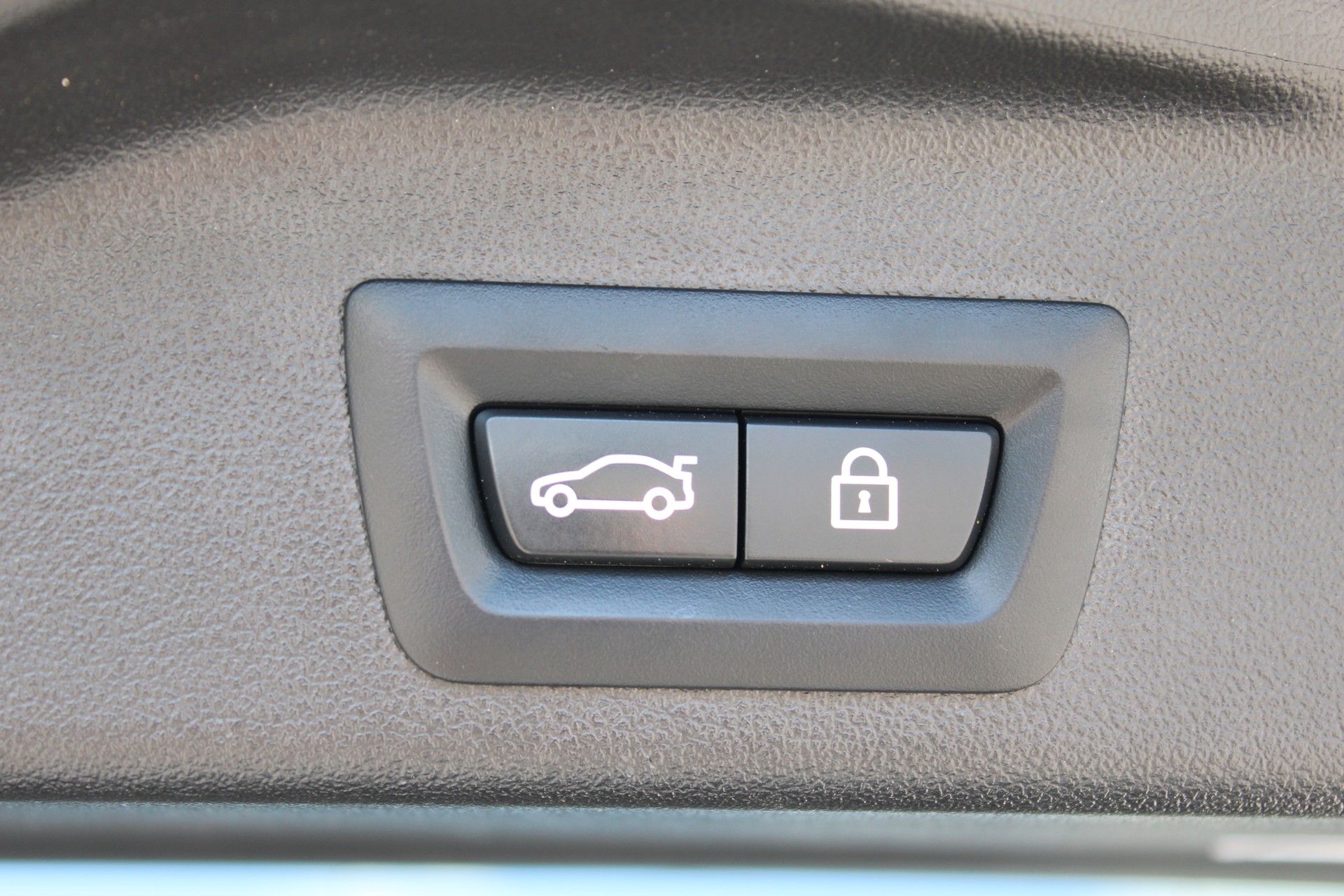 BMW X5 xDrive 45e-image-21