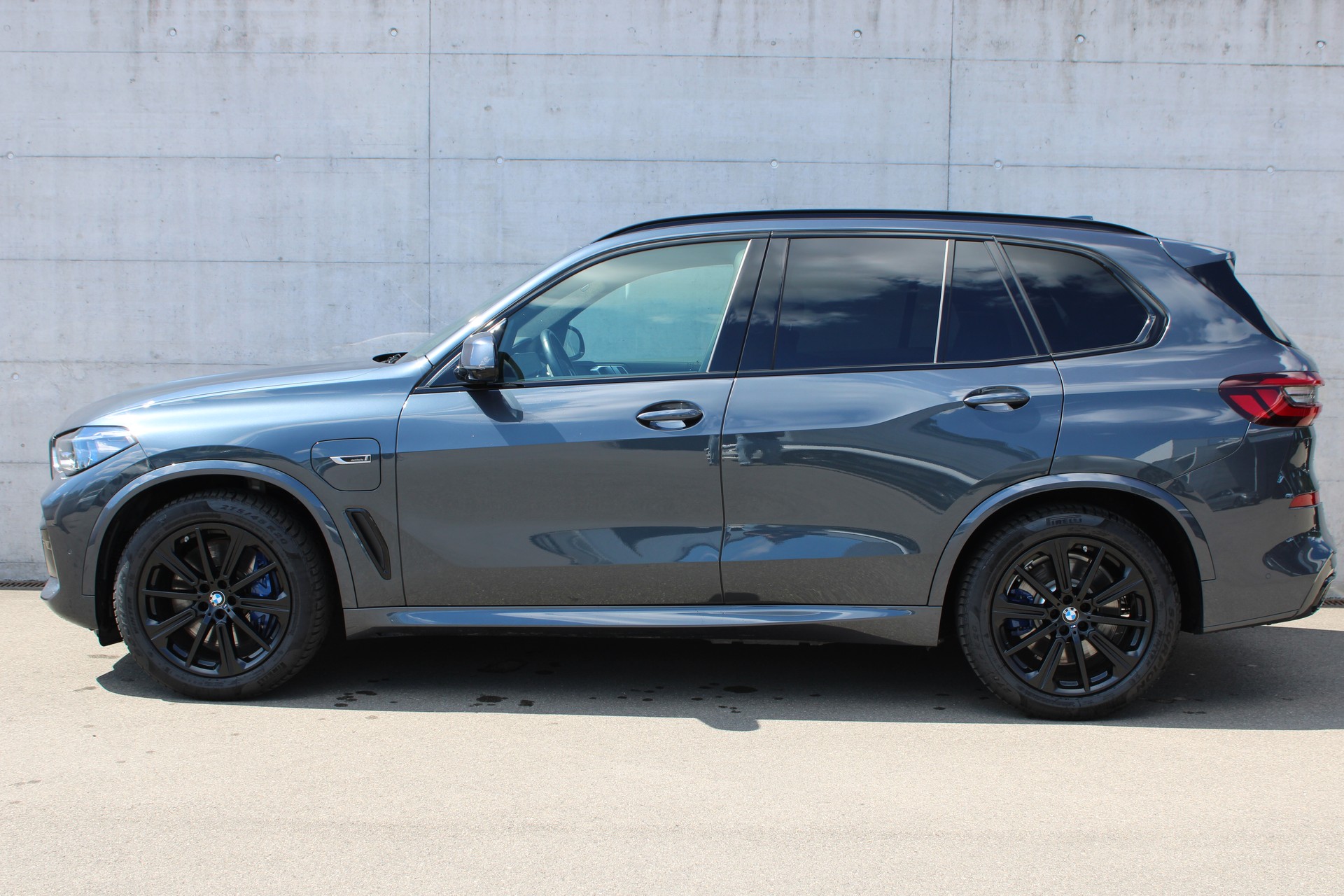 BMW X5 xDrive 45e-image-4