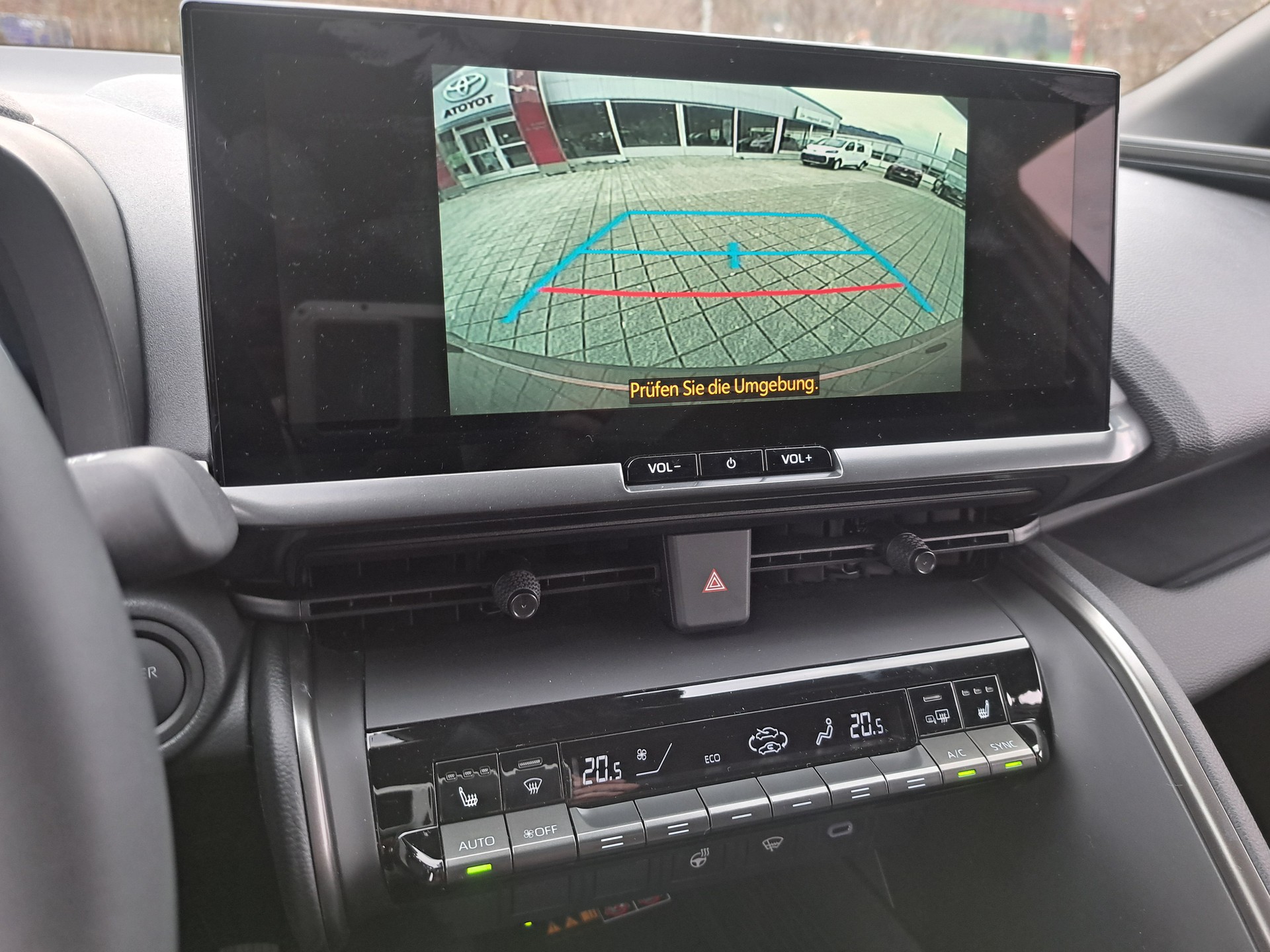 TOYOTA C-HR 2.0 HSD CVT Trend 4WD-image-11
