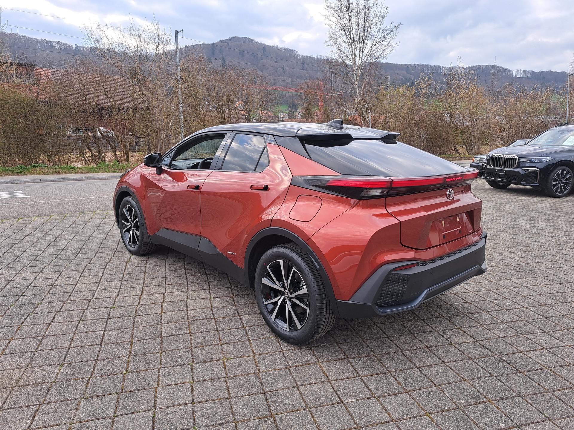 TOYOTA C-HR 2.0 HSD CVT Trend 4WD-image-8