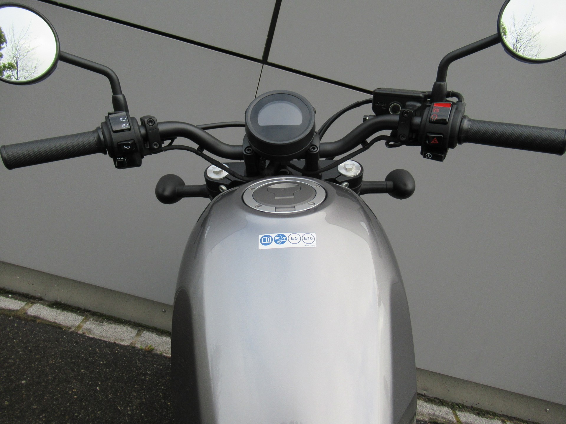 HONDA CMX500 Rebel-image-4