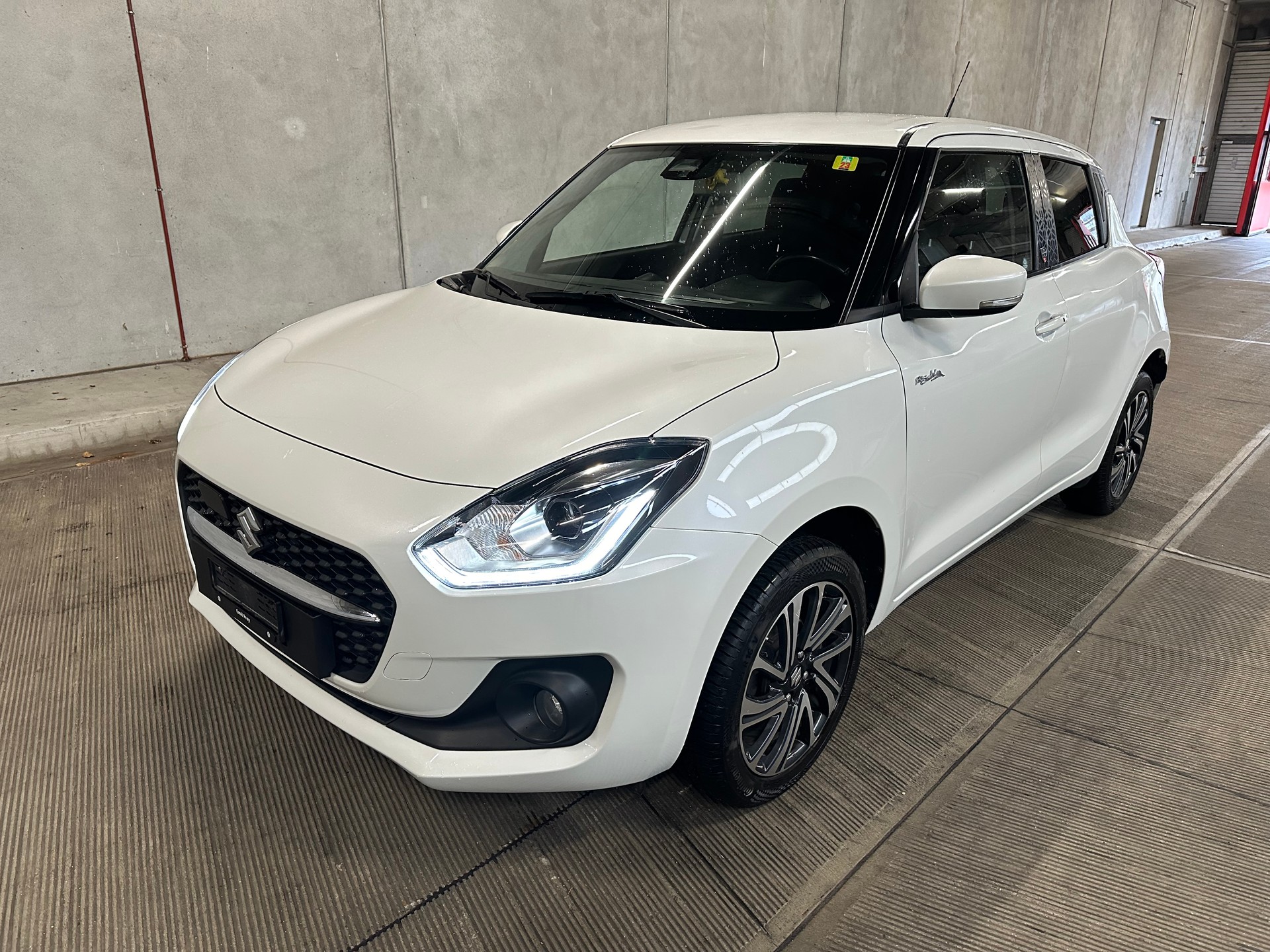 SUZUKI Swift 1.2i Piz Sulai Top Hybrid Allgrip 4x4