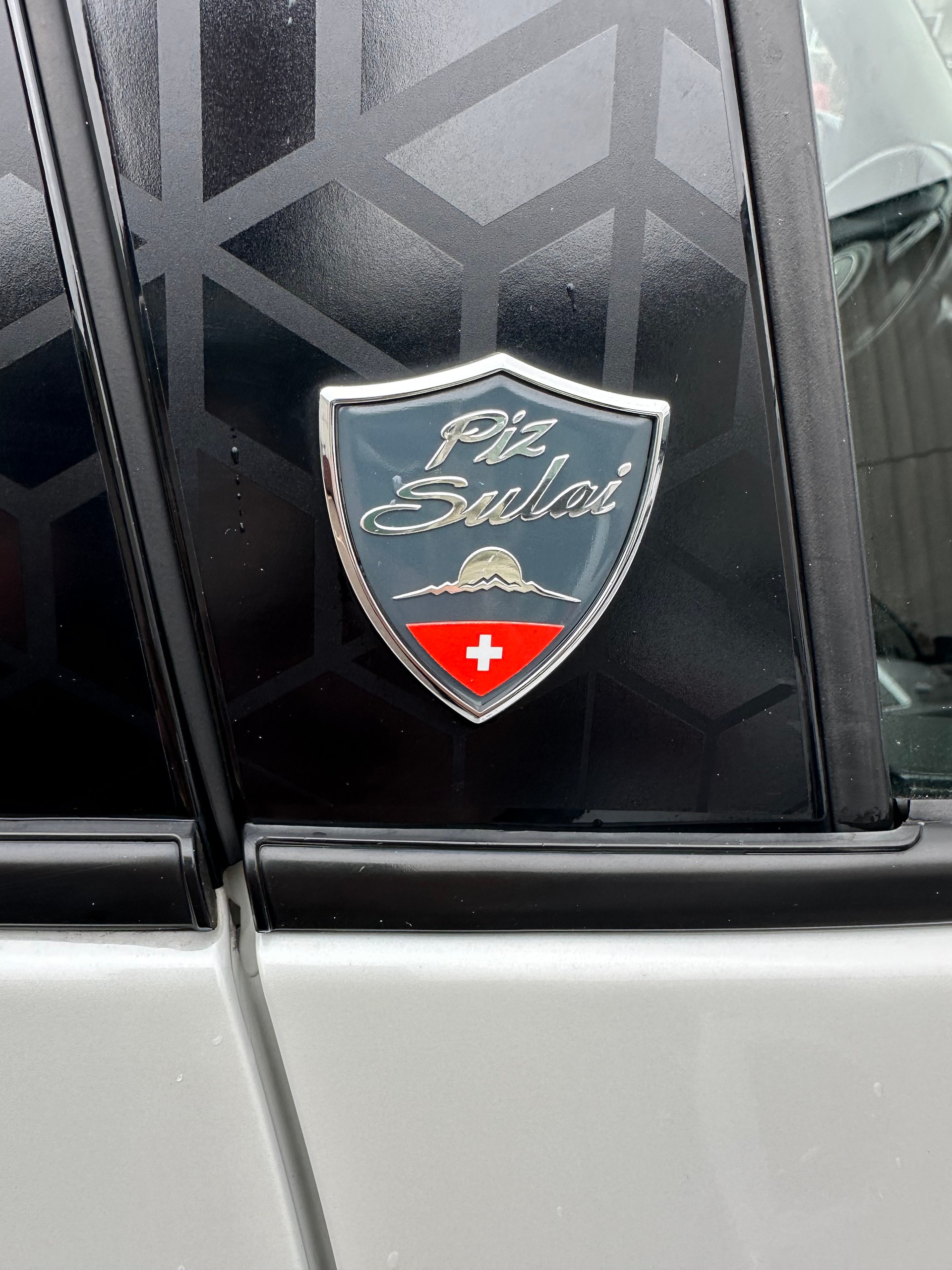 SUZUKI Swift 1.2i Piz Sulai Top Hybrid Allgrip 4x4-image-14