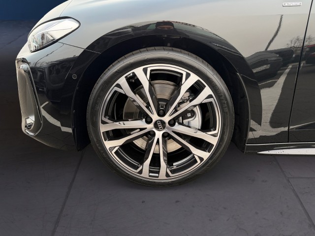 AUDI A5 Limousine e-hybrid quattro 270 kW S tronic-image-8