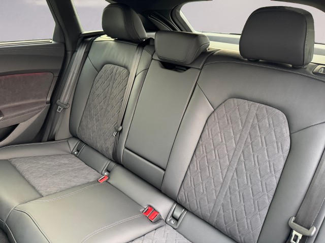 AUDI A5 Limousine e-hybrid quattro 270 kW S tronic-image-15