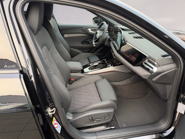 AUDI A5 Limousine e-hybrid quattro 270 kW S tronic-image-16