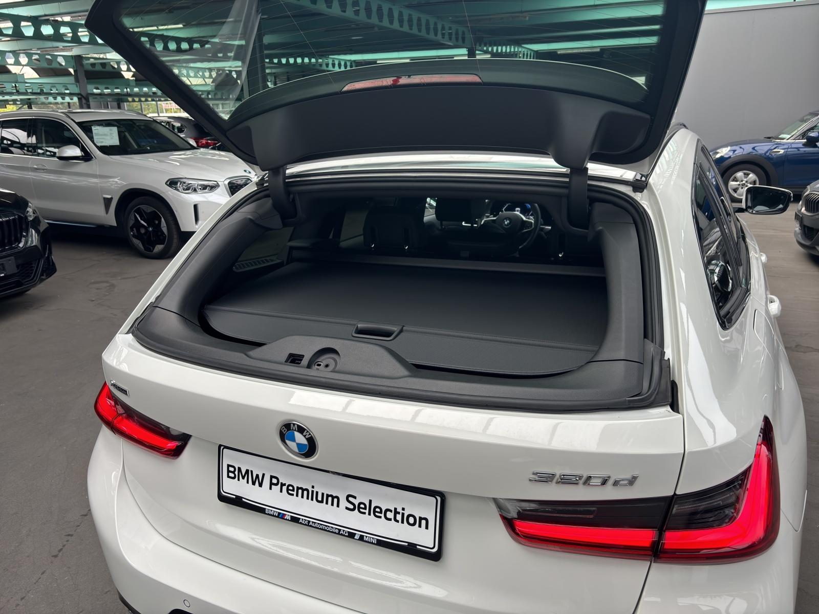 BMW 320d xDrive Touring-image-19